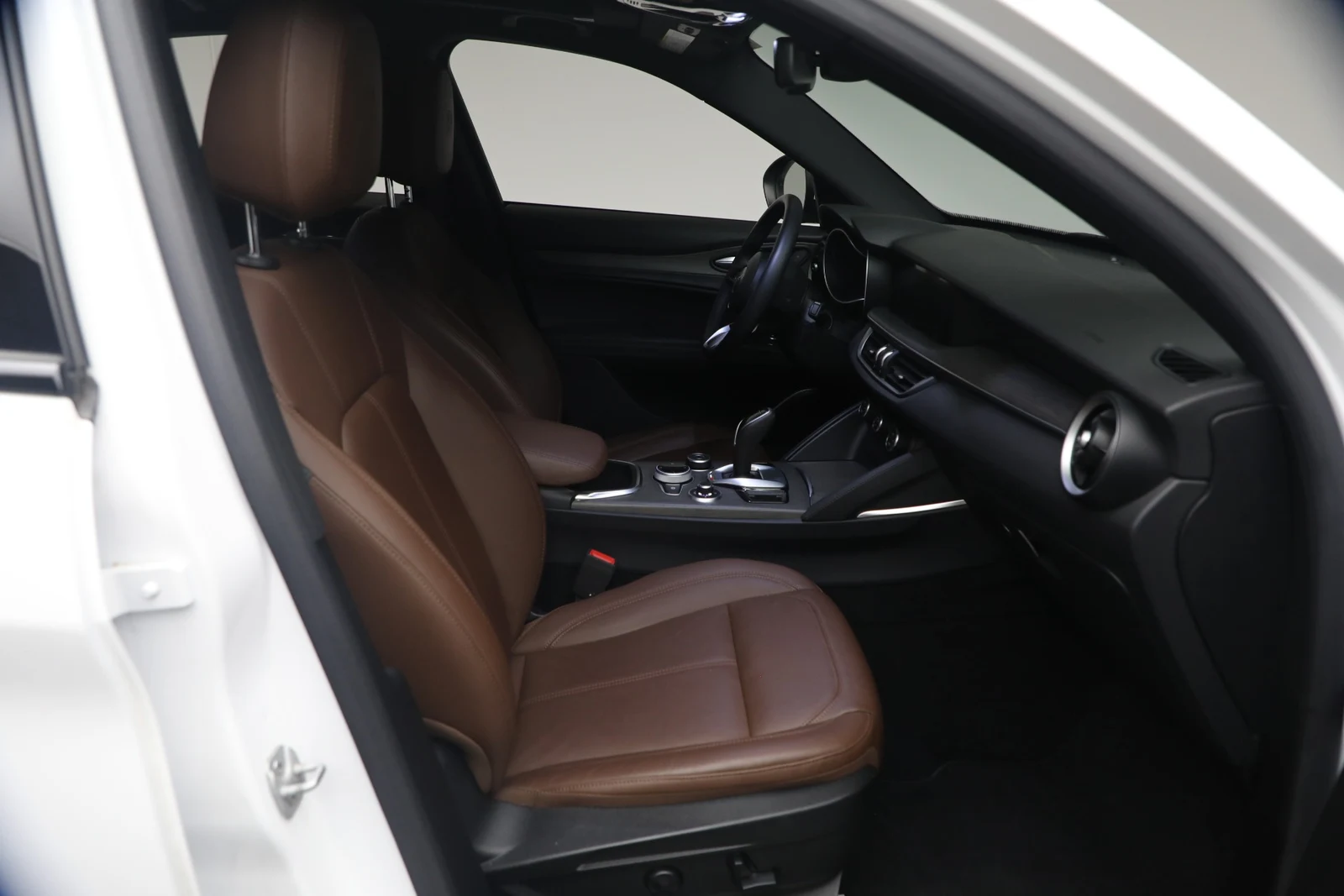 2023 Alfa Romeo Stelvio Ti, 16/20