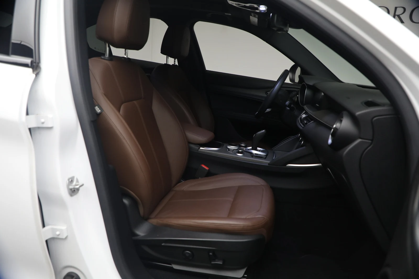2023 Alfa Romeo Stelvio Ti, 17/20