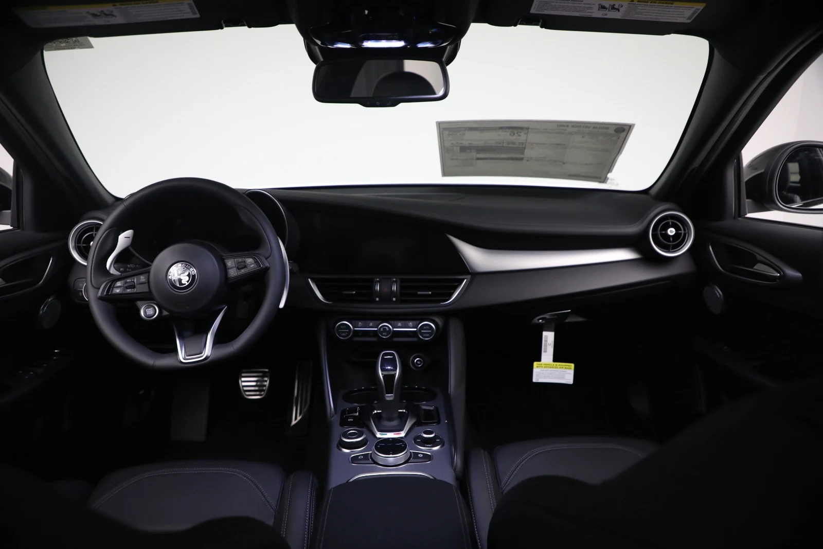 2026 Alfa Romeo Giulia Veloce, 17/17