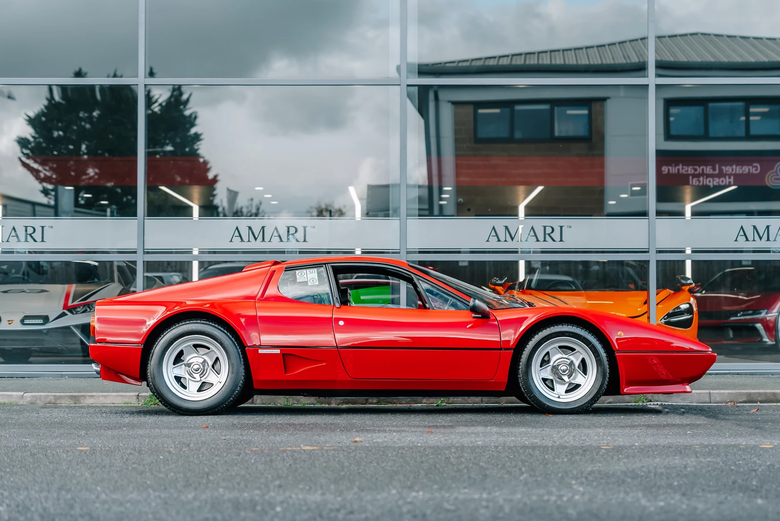 Ferrari 512 BBi, 3/10