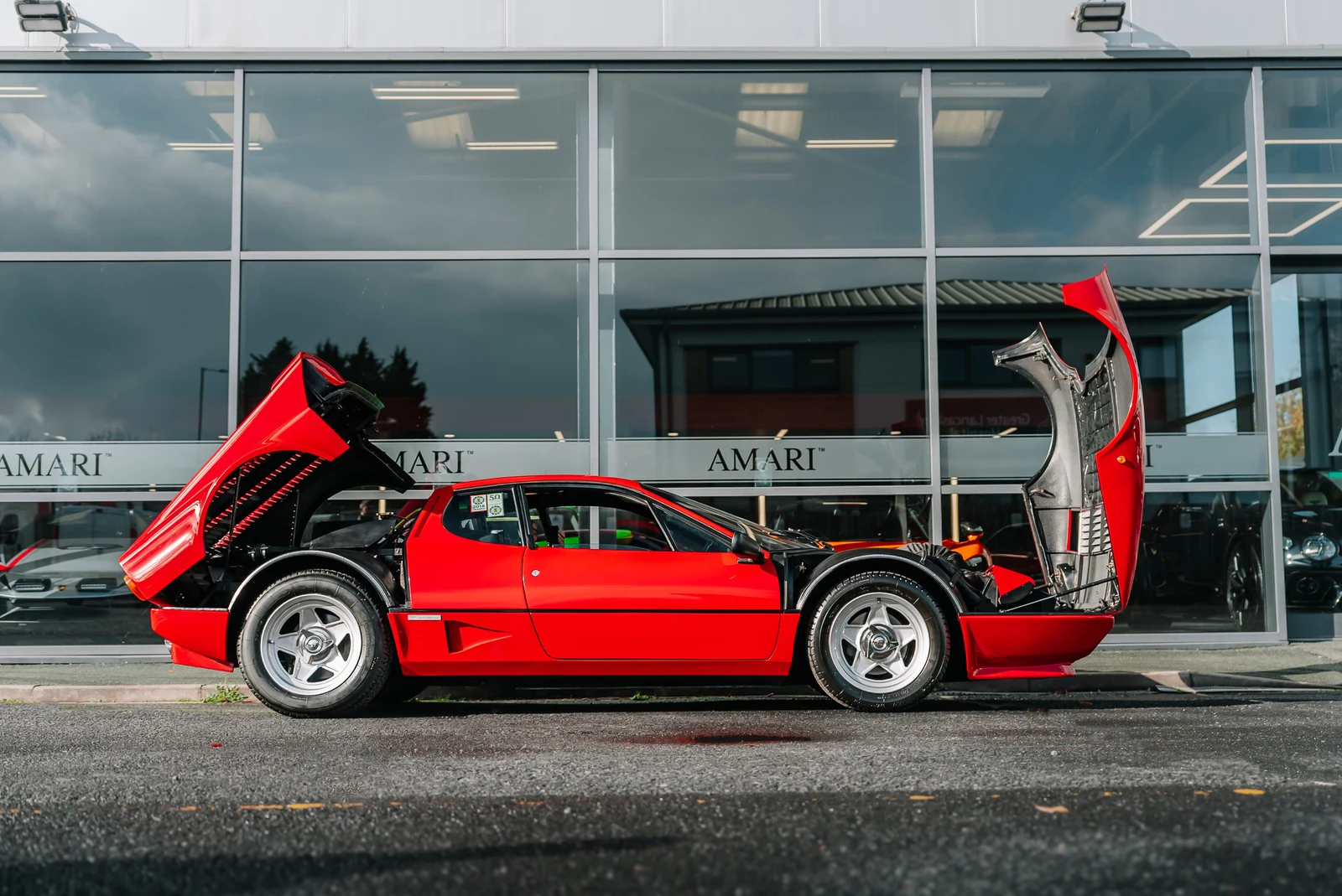 Ferrari 512 BBi, 4/10