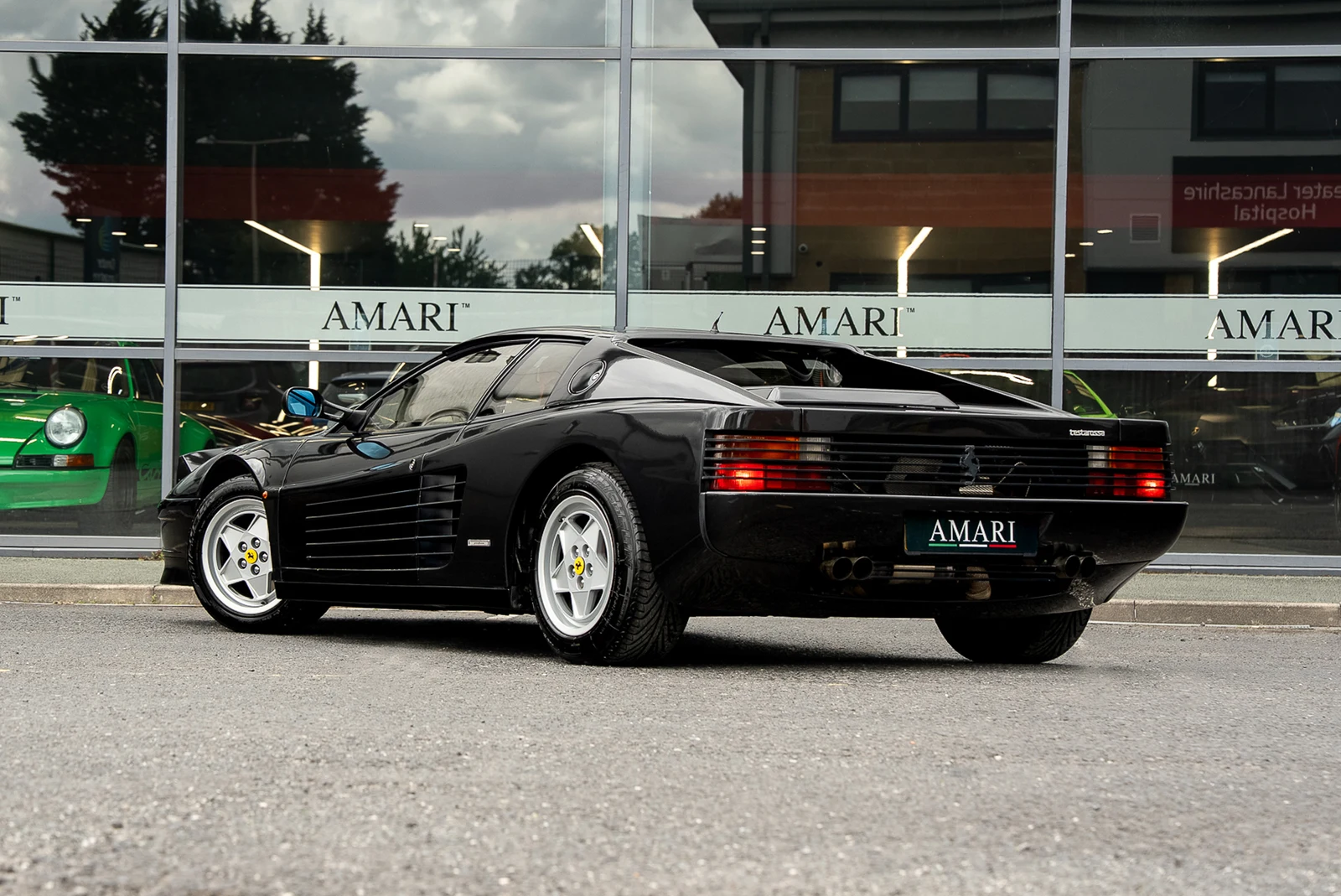 Ferrari Testarossa, 3/10