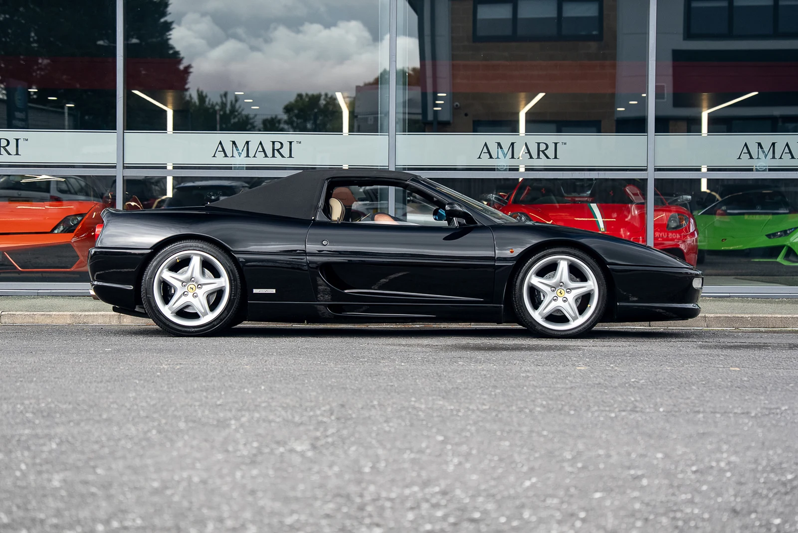 Ferrari F355 Spider F1, 3/10