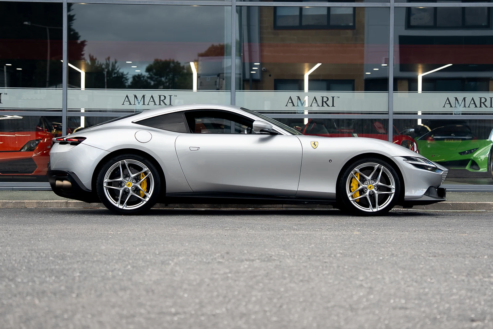 Ferrari Roma, 2/10