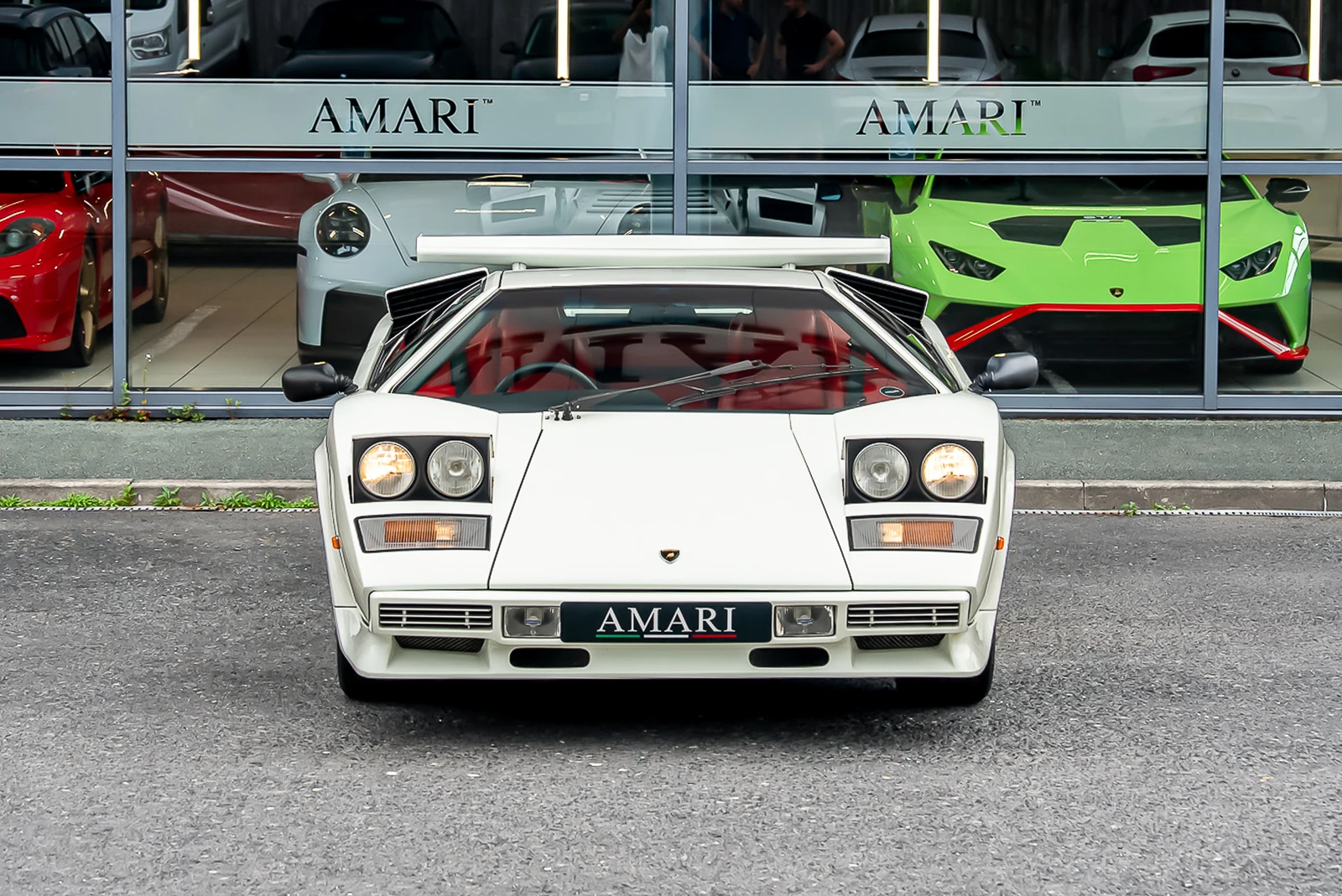 Lamborghini Countach LP400 S, 6/10