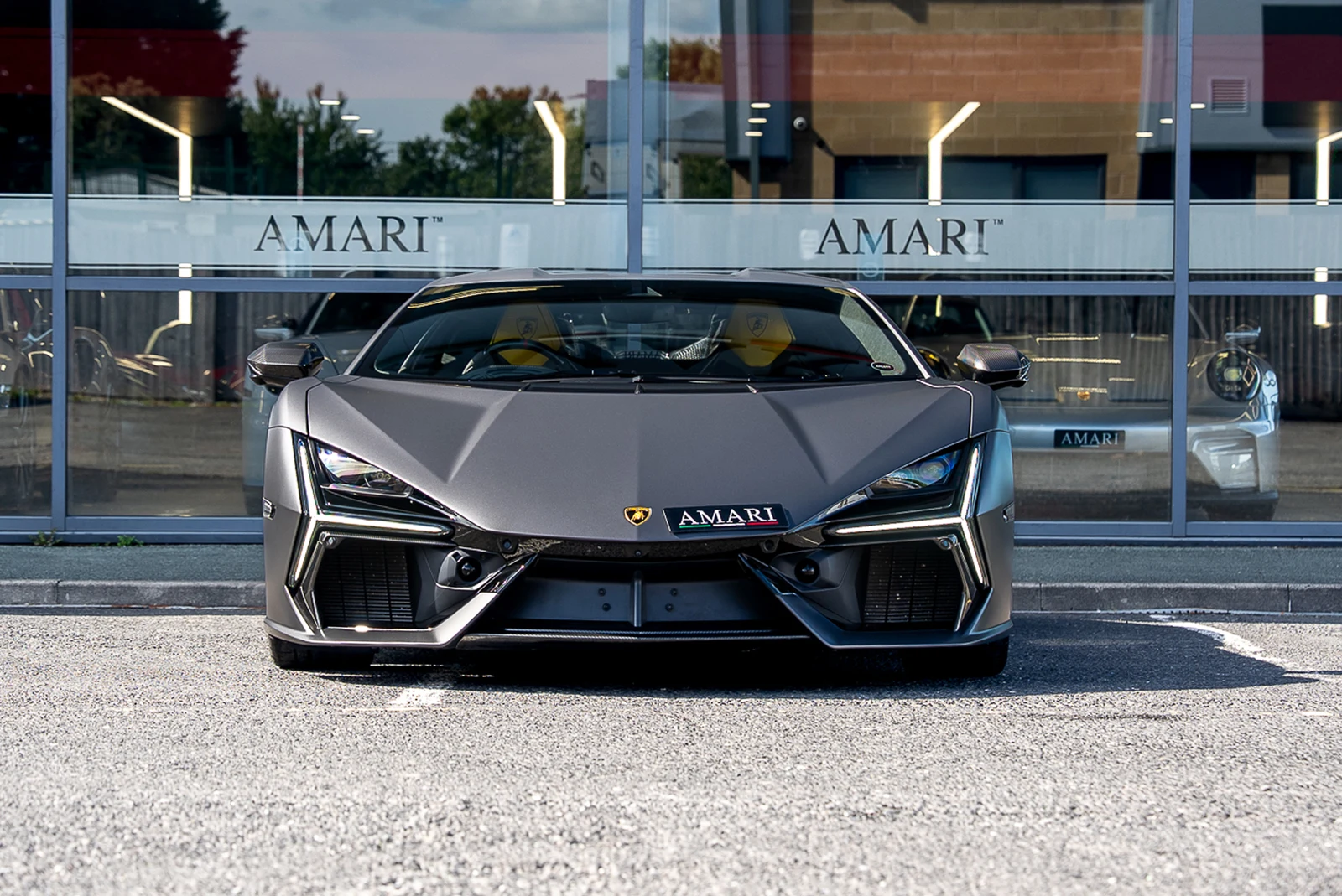Lamborghini Revuelto, 4/10