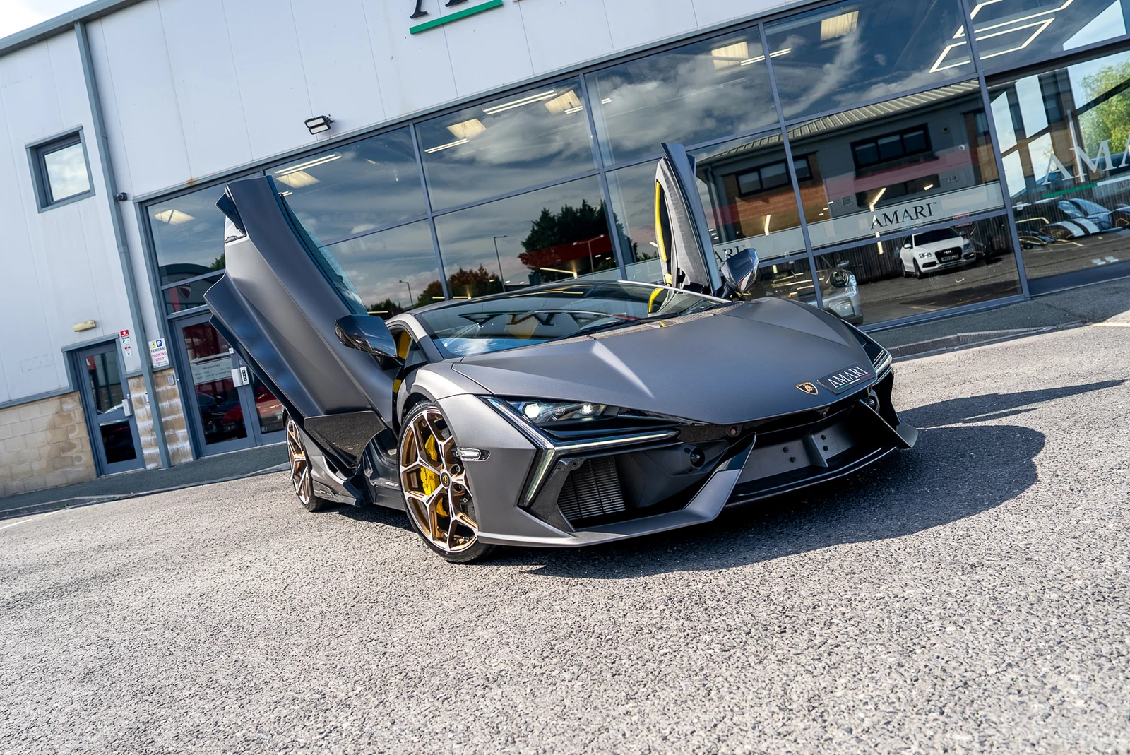 Lamborghini Revuelto, 10/10