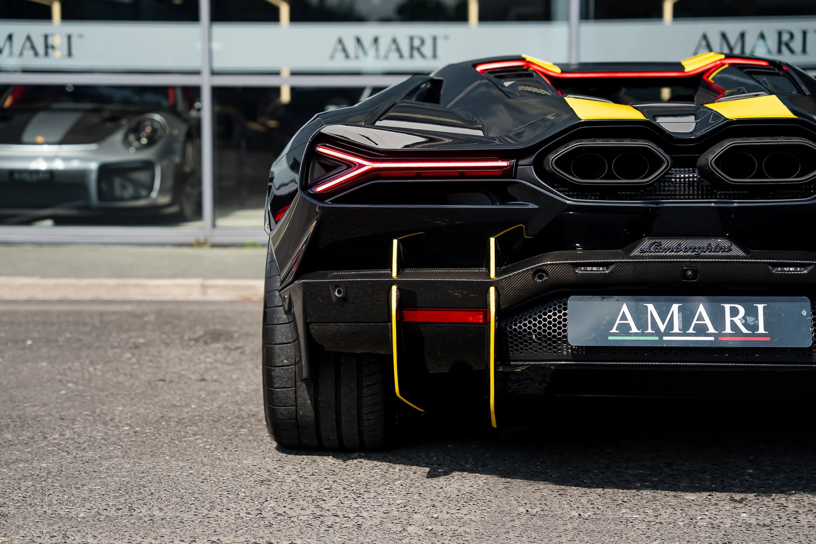 Lamborghini Revuelto, 9/10