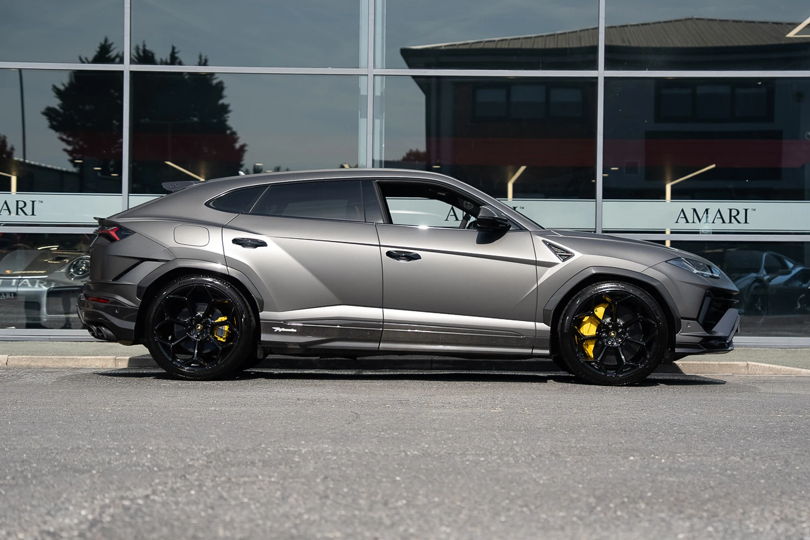 Lamborghini Urus Performante, 2/10