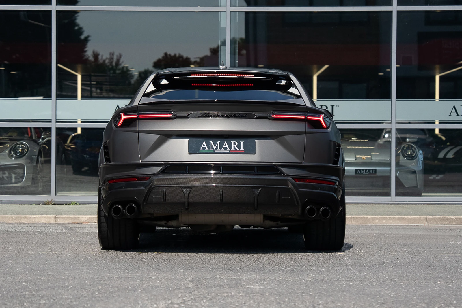 Lamborghini Urus Performante, 7/10