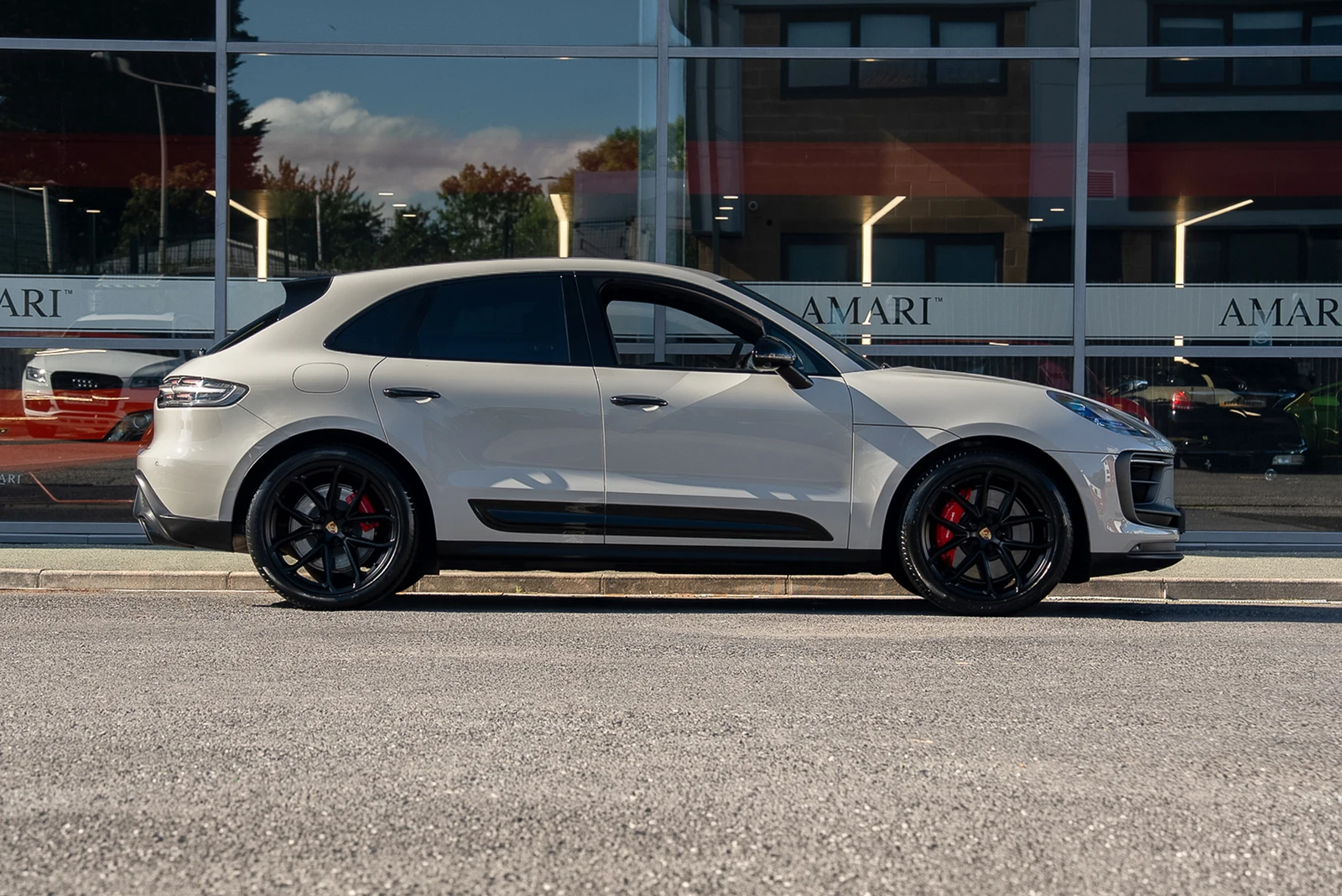 Porsche Macan GTS, 2/10