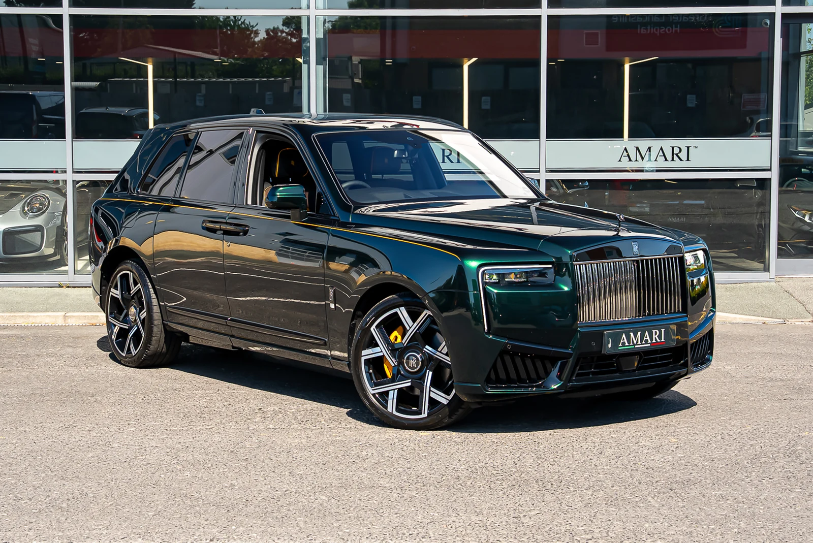 Seller photograph: Rolls-Royce Cullinan Black Badge Series II Dark Emerald metallic