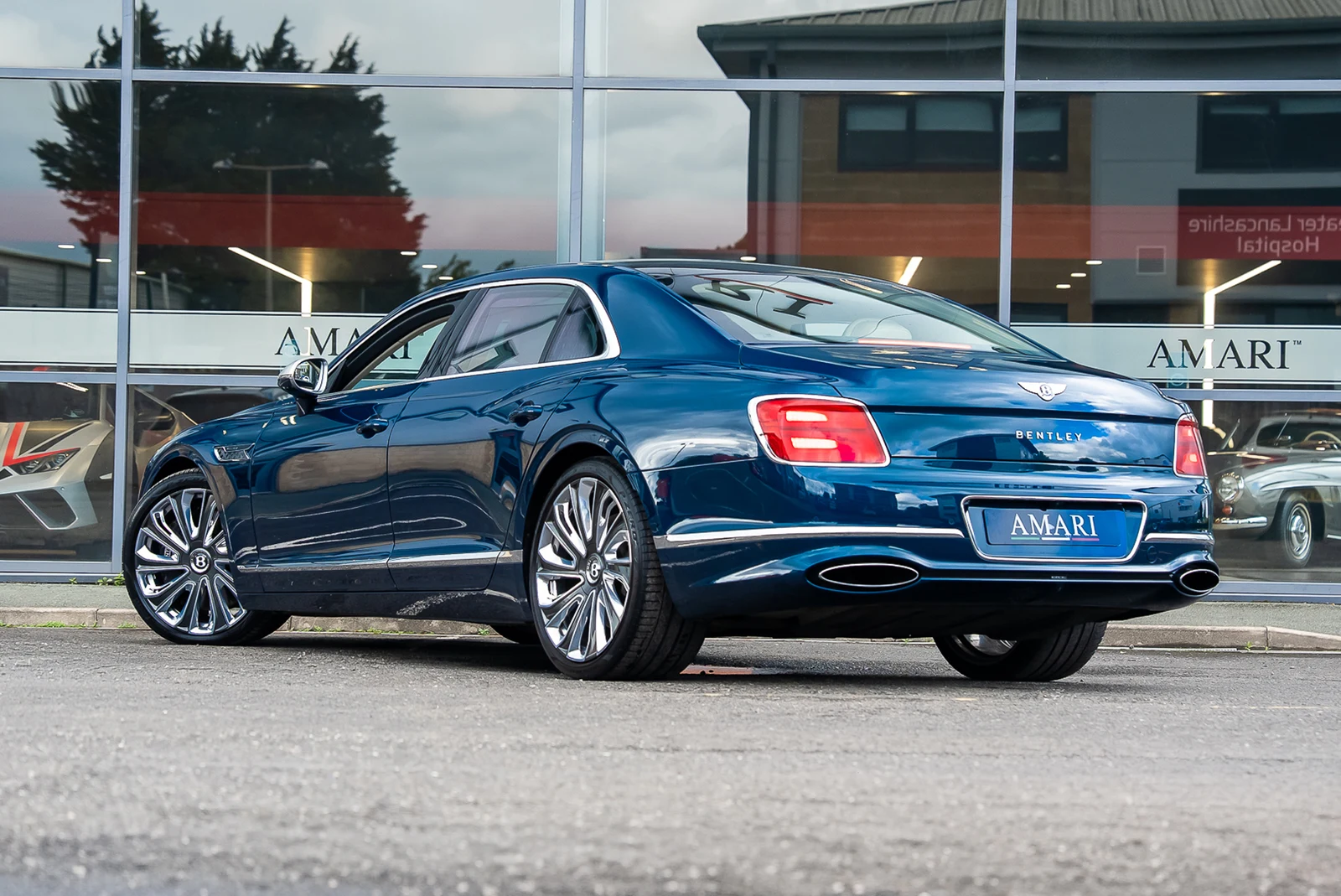 Bentley Flying Spur Mulliner W12, 3/10