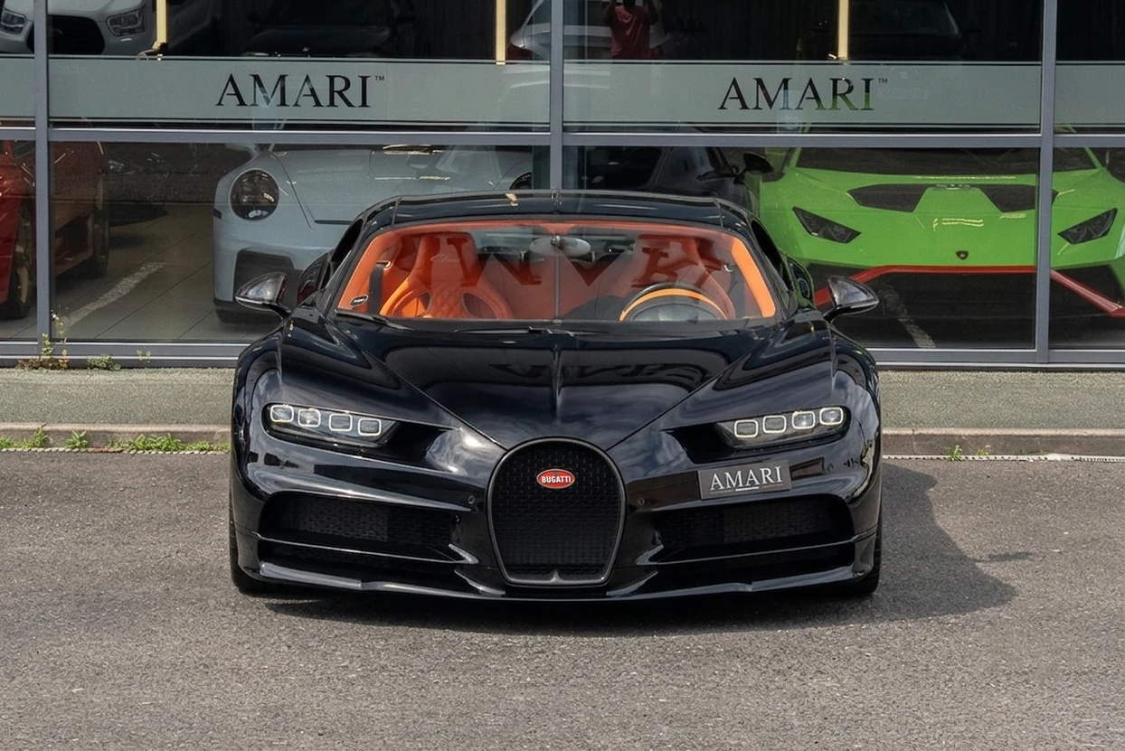 Bugatti Chiron, 4/10