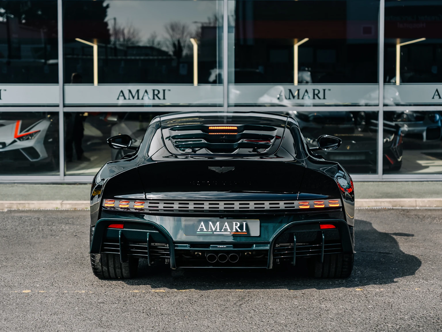 Aston Martin Valour, 9/10