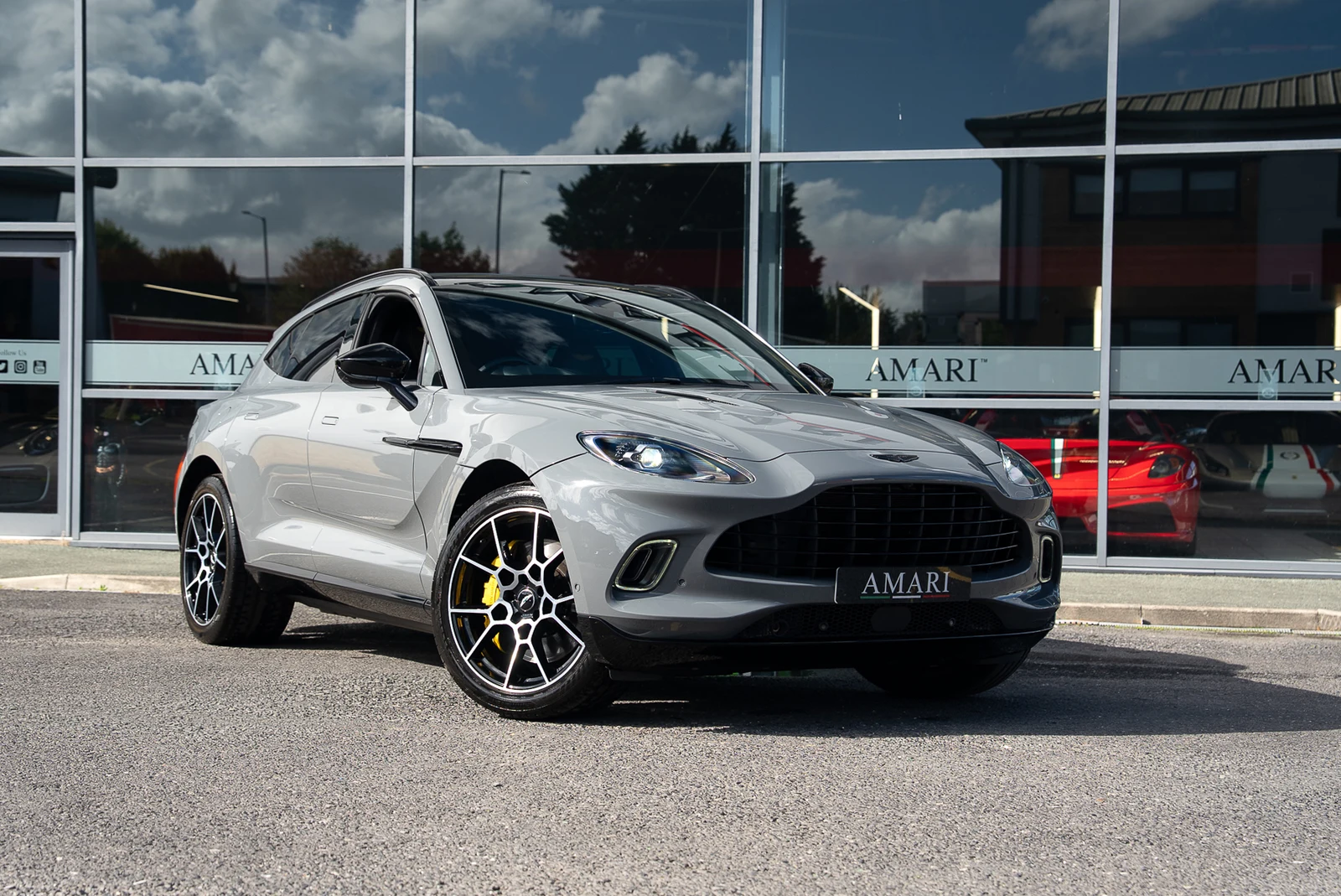 Aston Martin DBX, 10/10