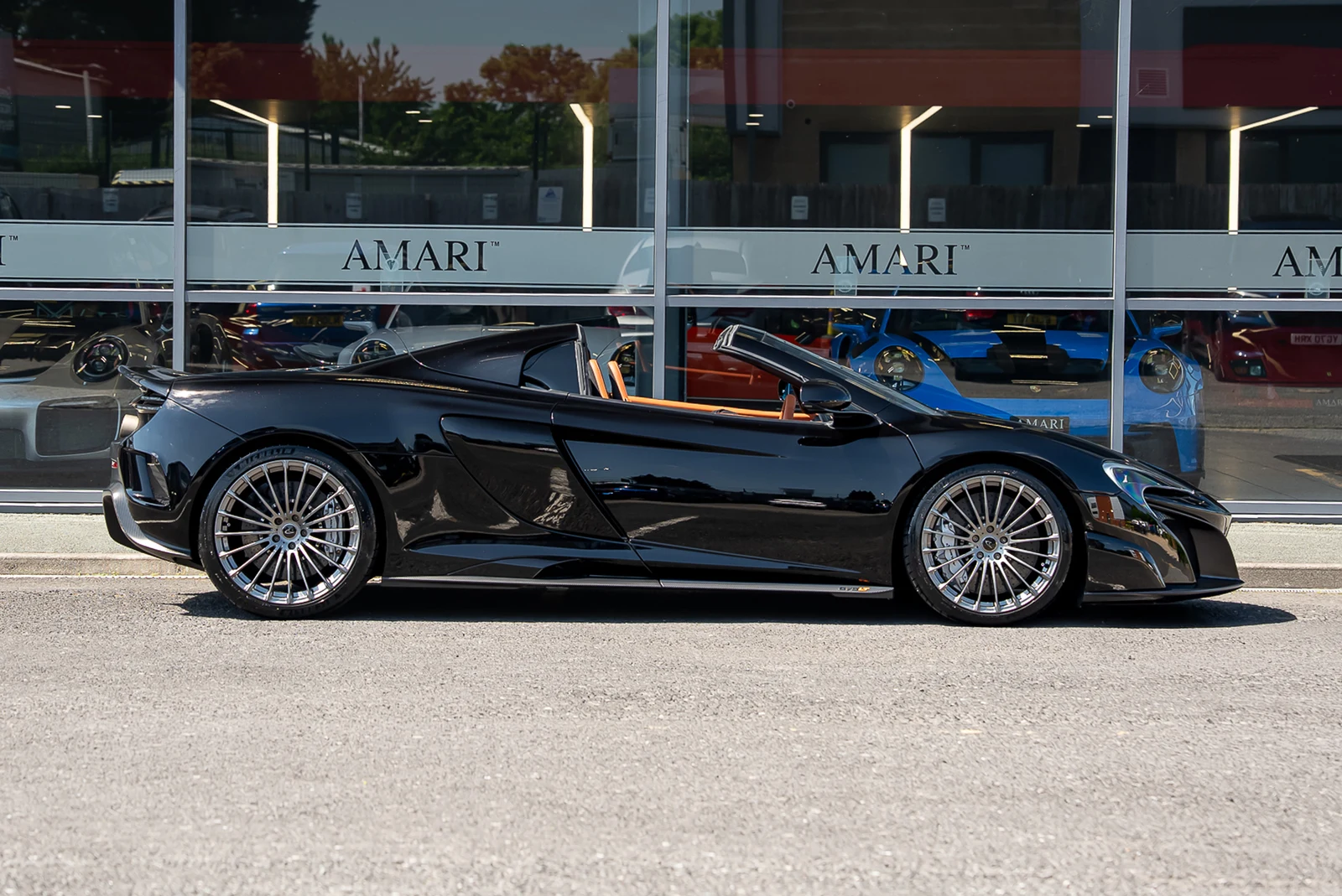 McLaren 675LT Spider, 2/10
