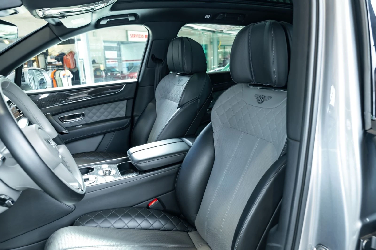 Bentley Bentayga V8, 10/10