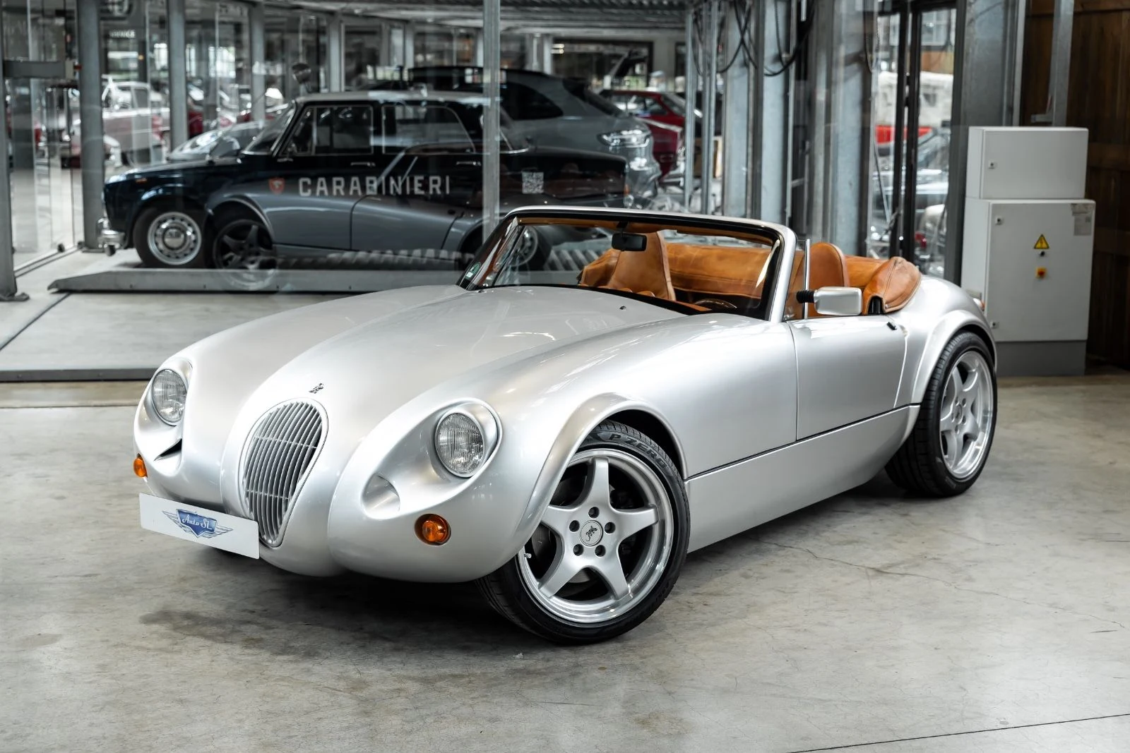 Silver Wiesmann MF3 Roadster, full front three-quarter view
