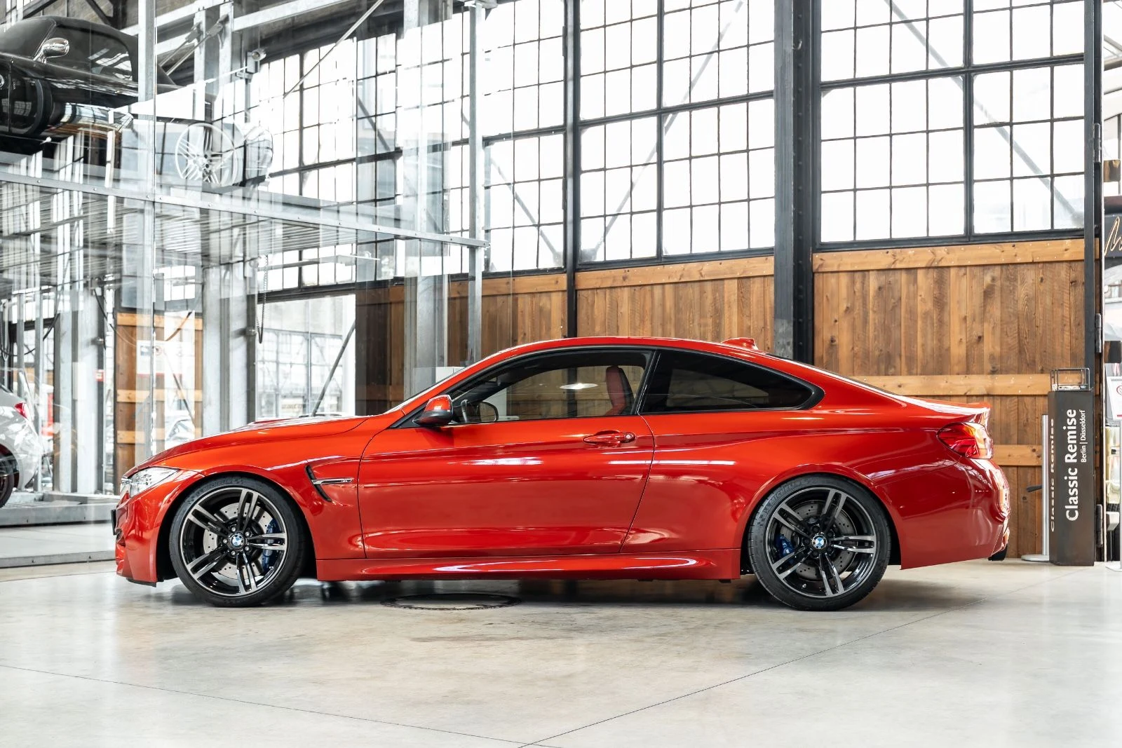 BMW M4 Coupé (F82), 5/10
