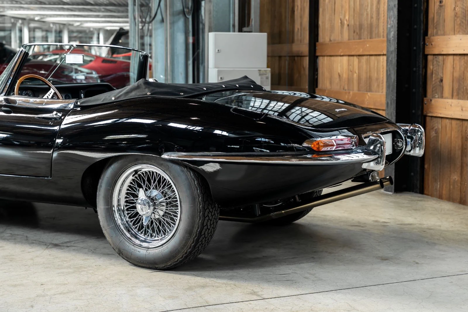 Jaguar E-Type 3.8 Series 1 Roadster, 8/10