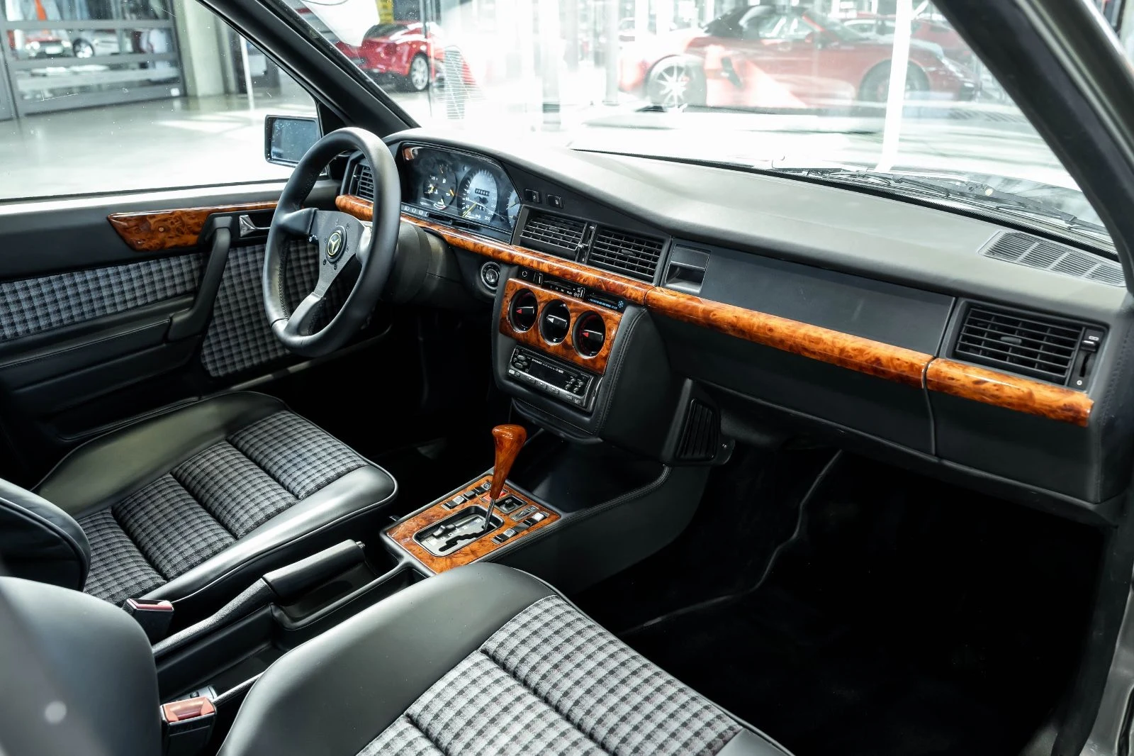 Mercedes-Benz 190 E 5.0 V8 Schulz Tuning (W201), 9/10