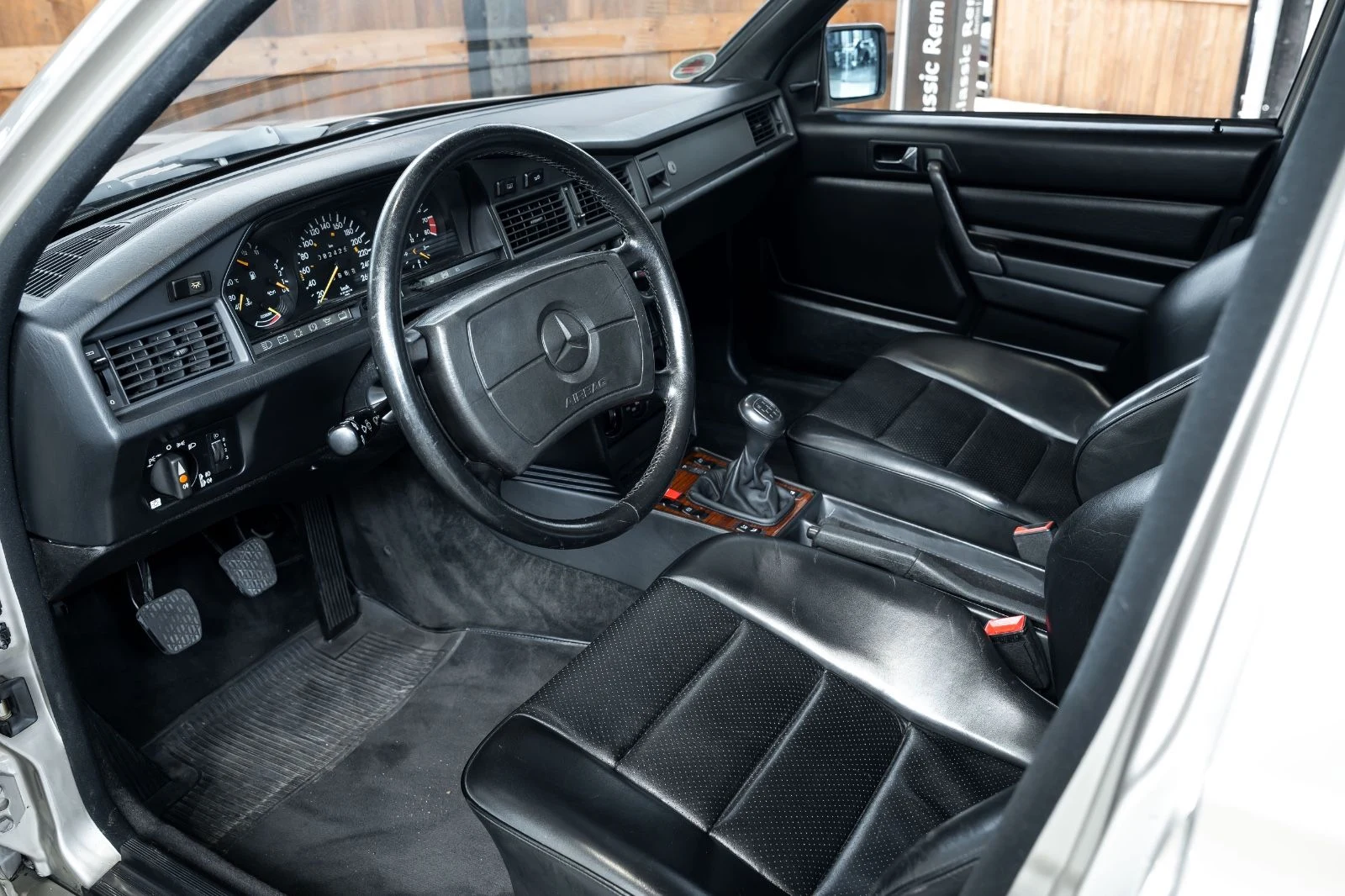 Mercedes-Benz 190 E 2.3-16 (W201), 8/10