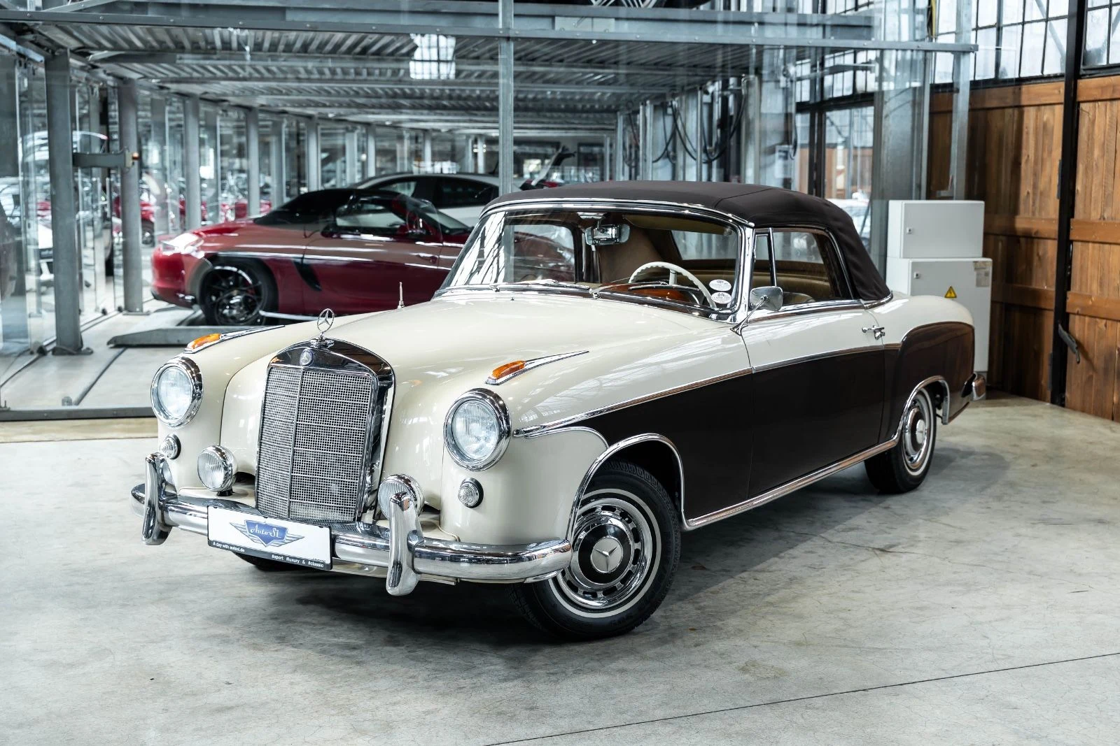 Mercedes-Benz 220 S Cabriolet (W180), 2/10