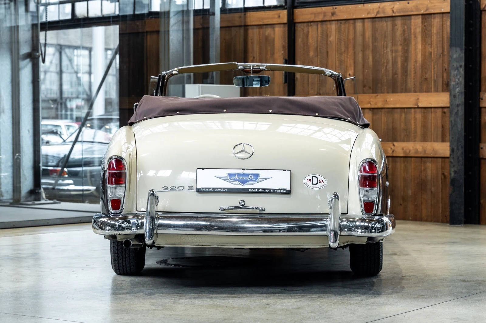 Mercedes-Benz 220 S Cabriolet (W180), 6/10