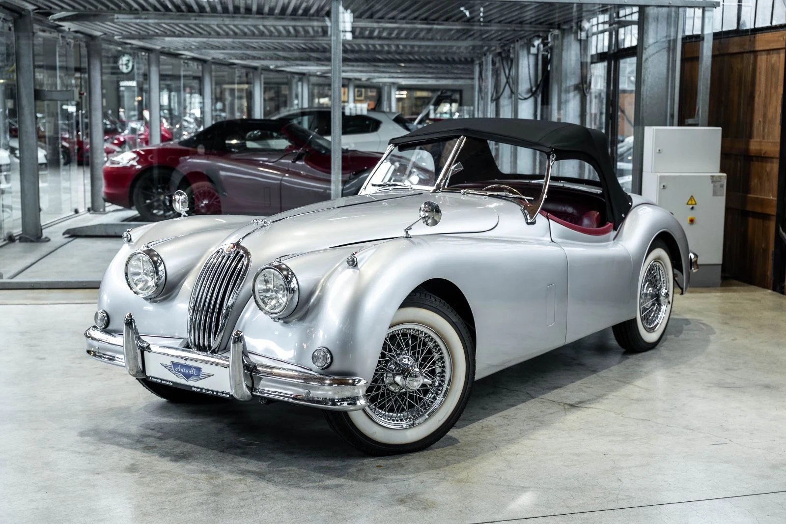 Jaguar XK140 SE-C OTS, 2/10