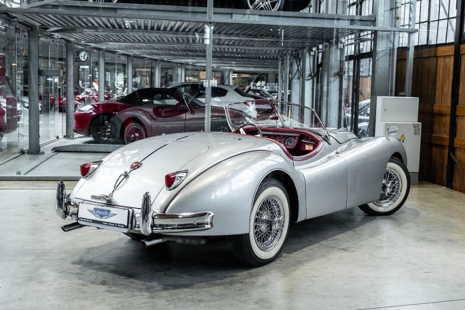 Jaguar XK140 SE-C OTS, 3/10