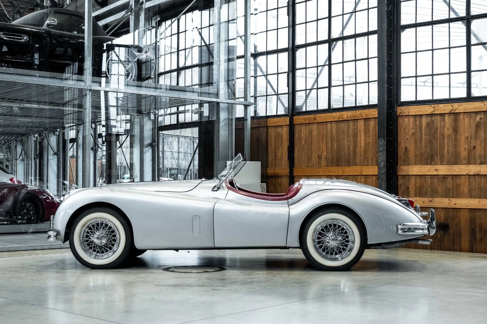 Jaguar XK140 SE-C OTS, 6/10