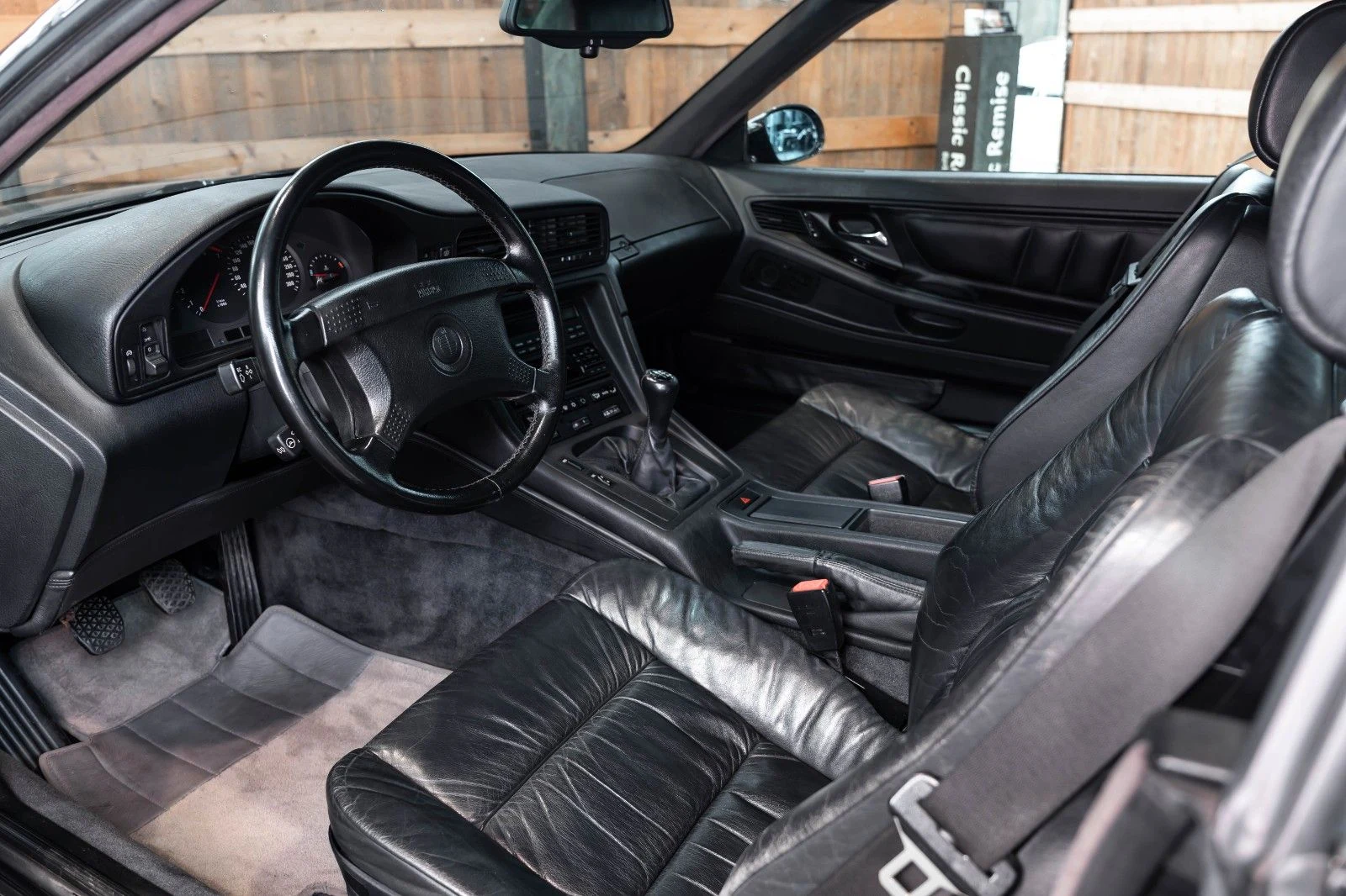 BMW 850 CSi (E31), 8/10