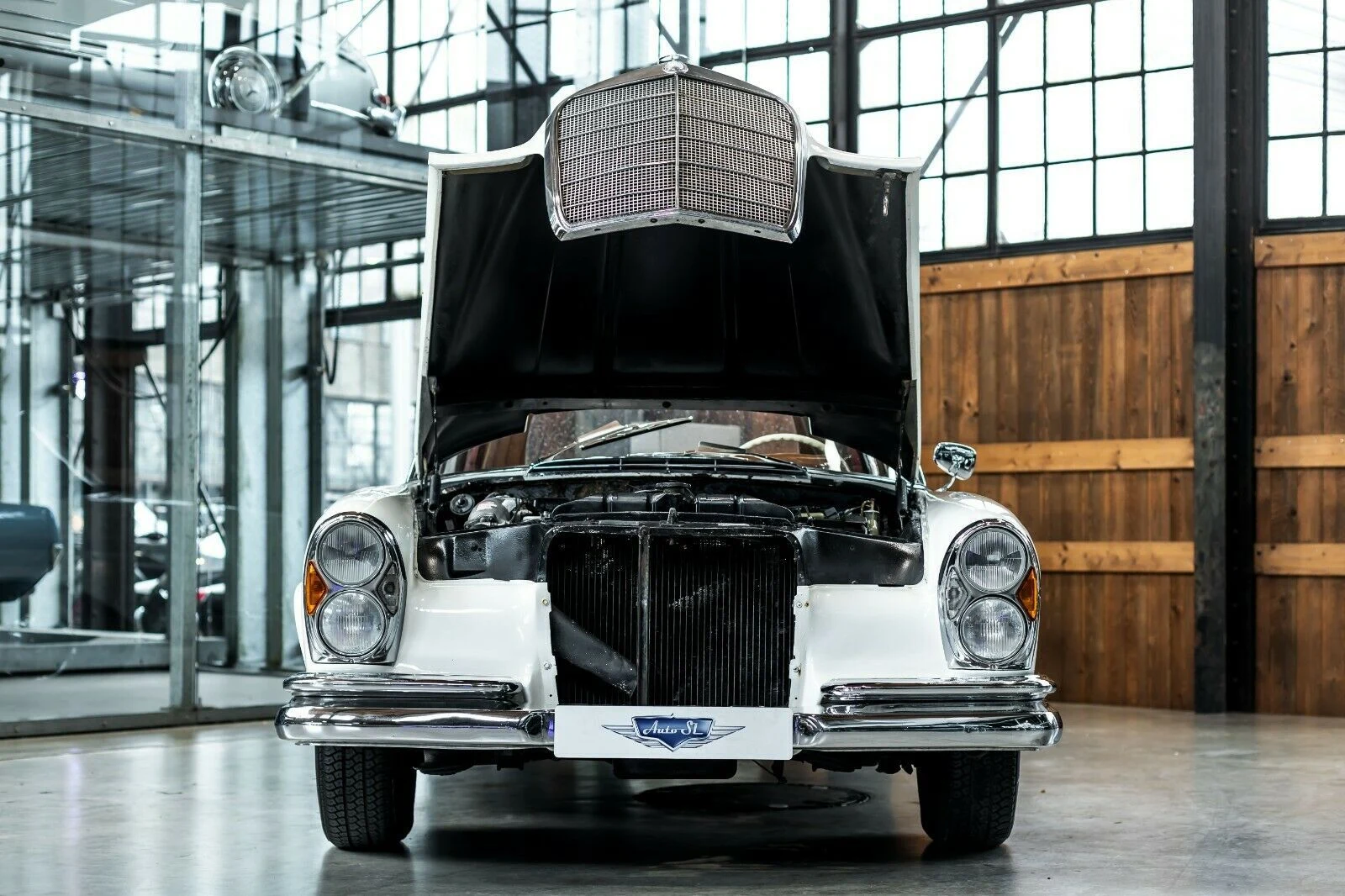 Mercedes-Benz 220 SEb Cabriolet (W111), 6/10