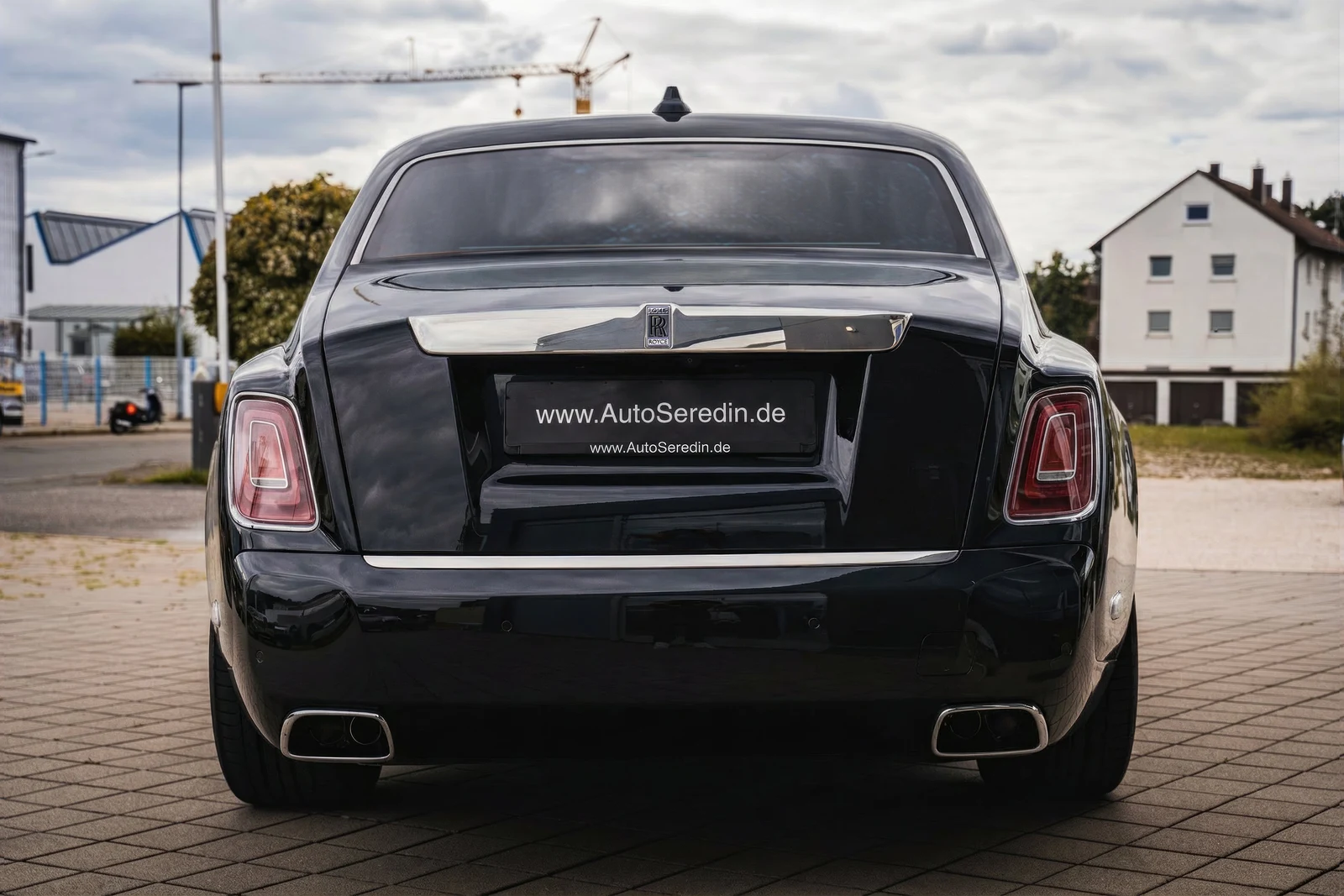 Rolls-Royce Phantom Extended, 3/10