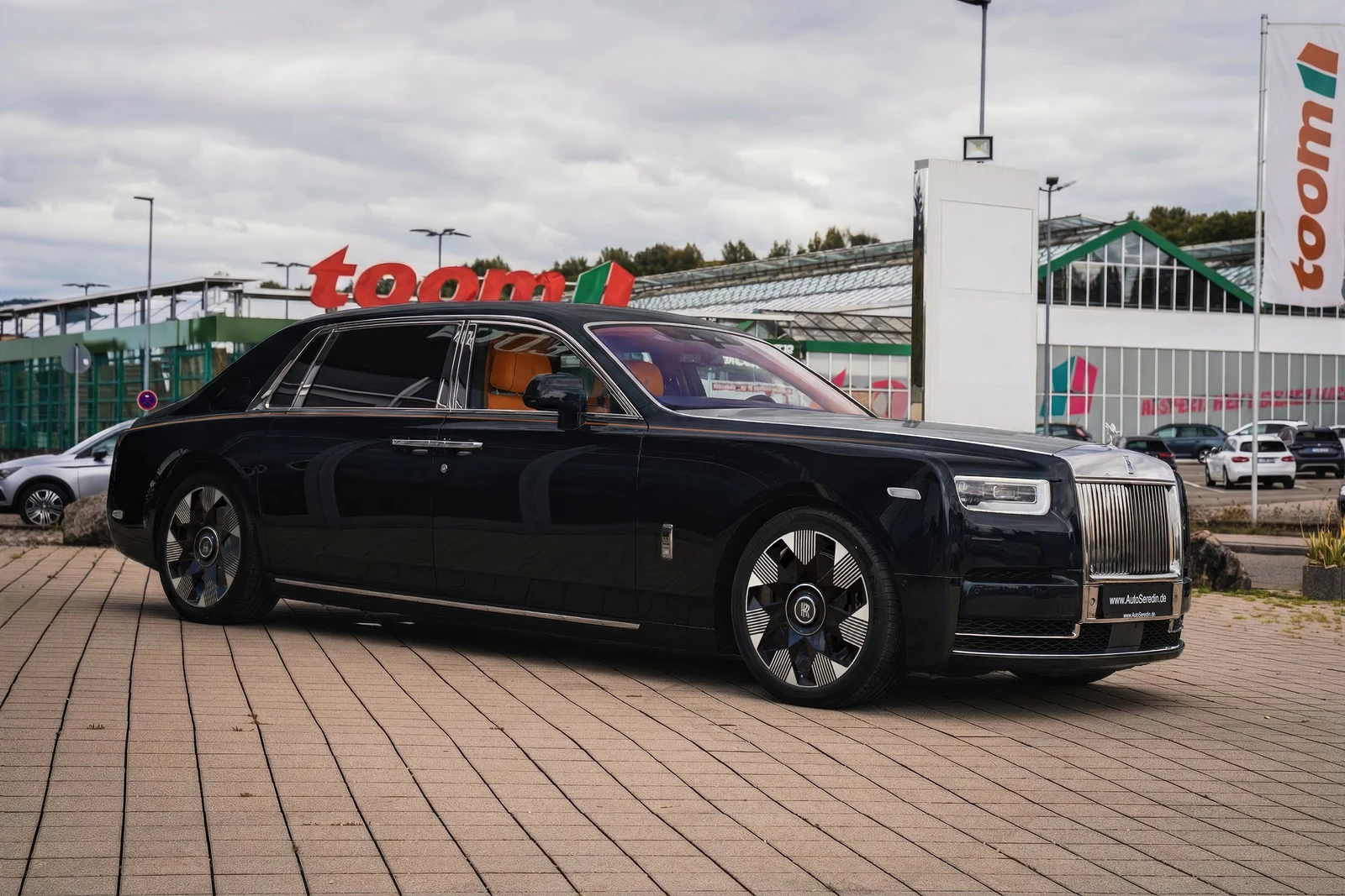 Rolls-Royce Phantom Extended, 4/10