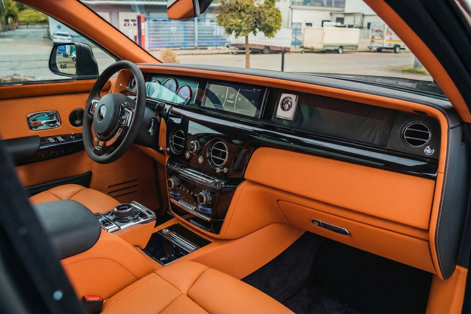 Rolls-Royce Phantom Extended, 7/10