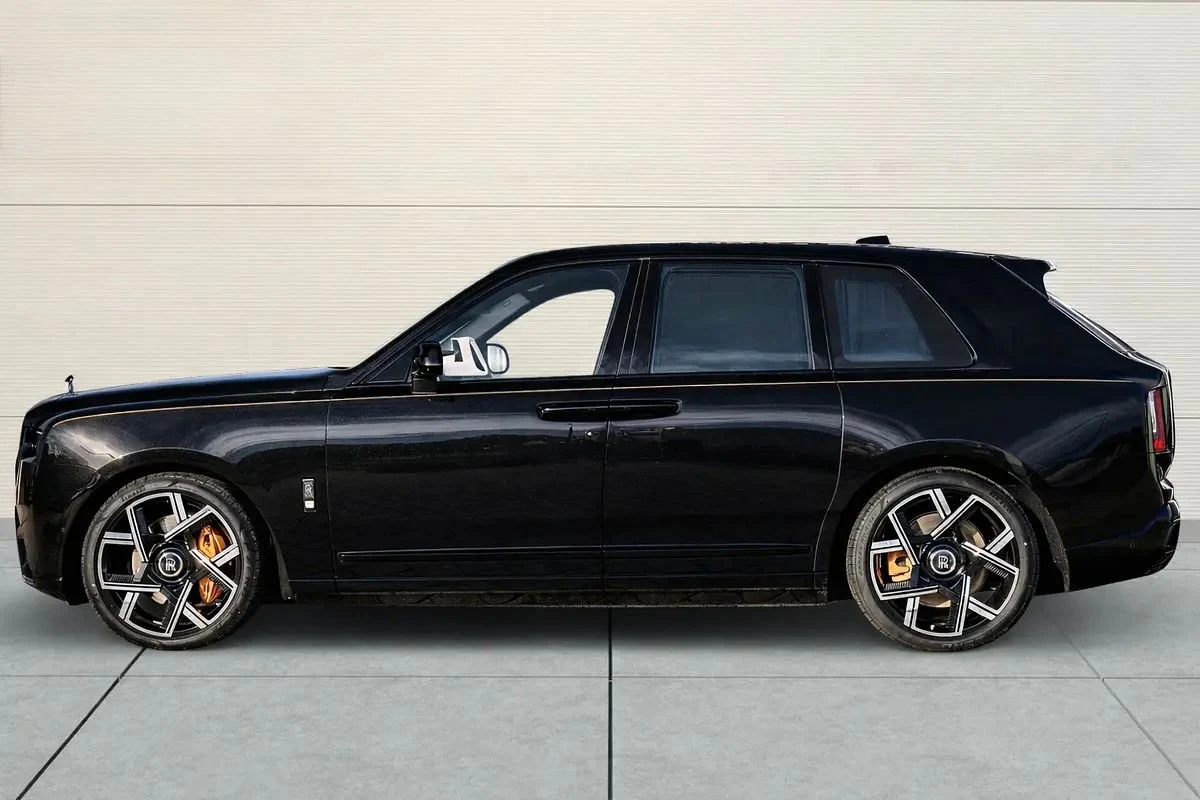 Rolls-Royce Cullinan Black Badge Series II, 3/9
