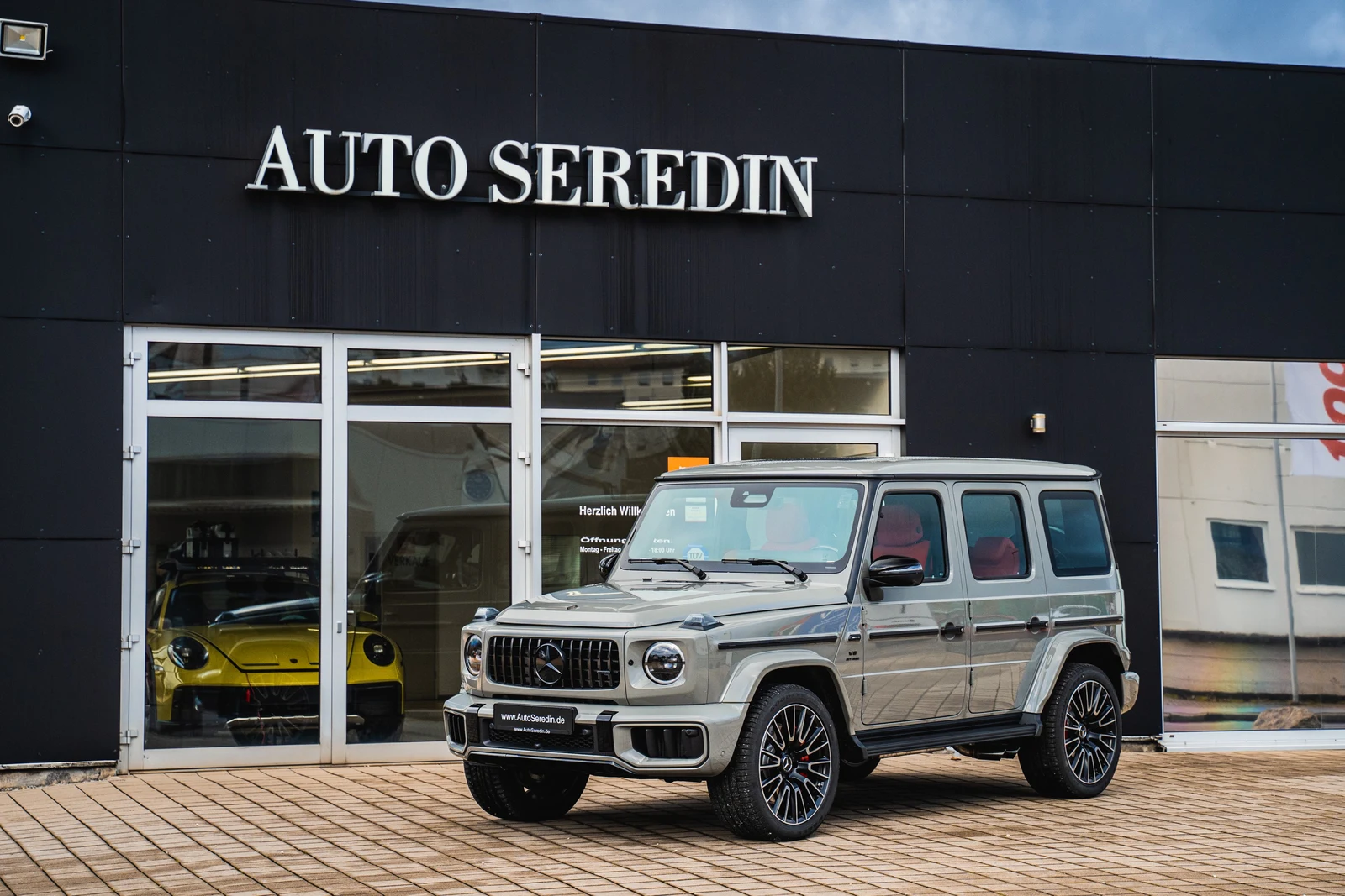 Mercedes-AMG G 63, 2/10