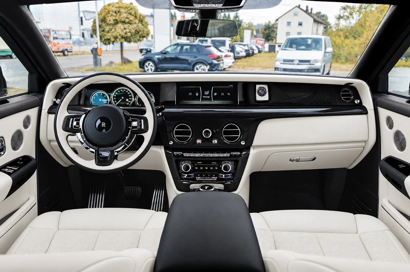 Rolls-Royce Phantom Extended, 4/9