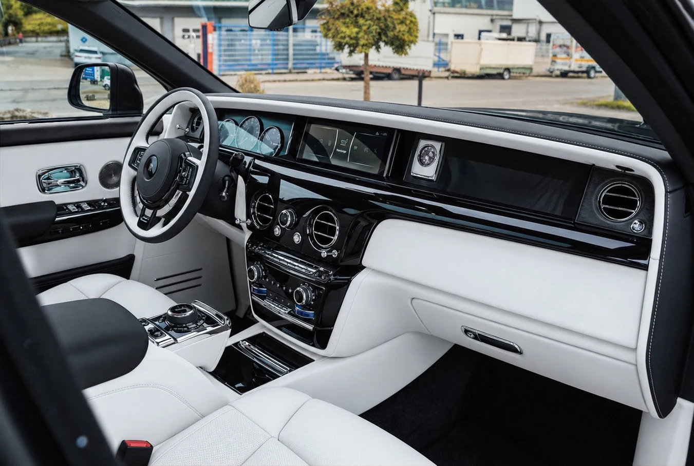 Rolls-Royce Phantom Extended, 5/9