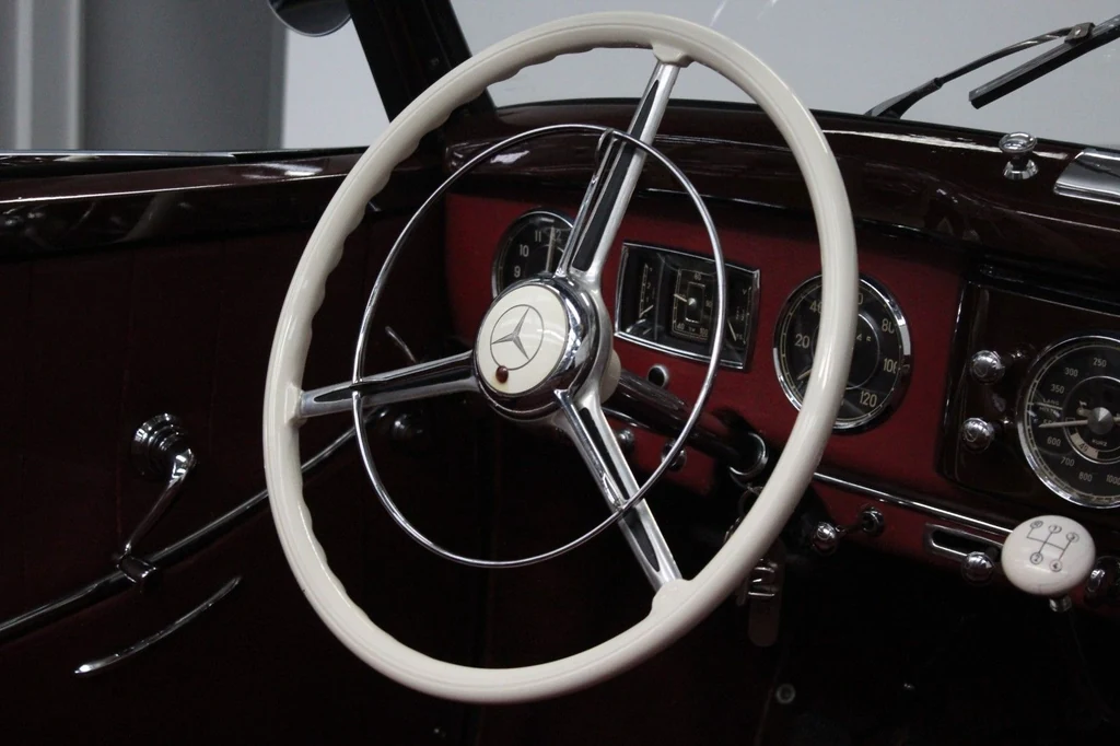 Mercedes-Benz 170 S Cabriolet, first registered in 1950, 8/10