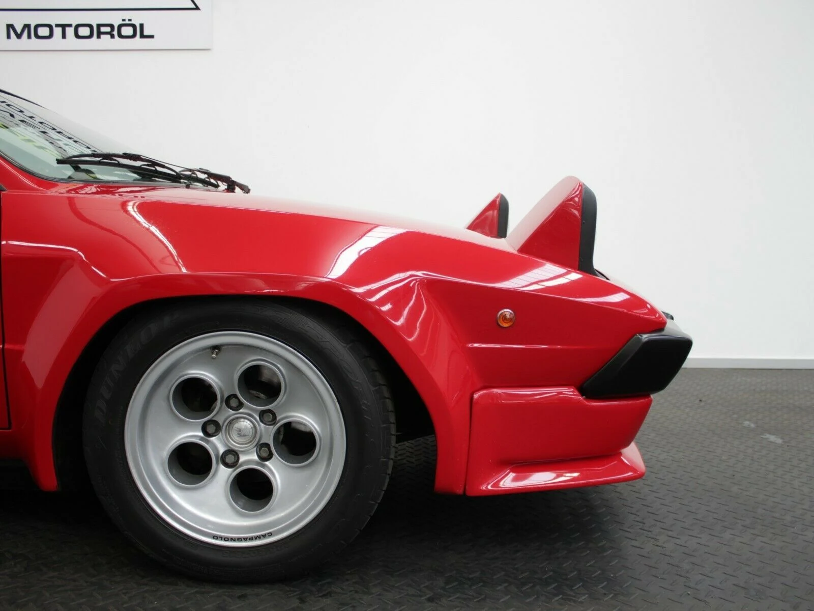 Lamborghini Jalpa 3.5 Targa, 9/10