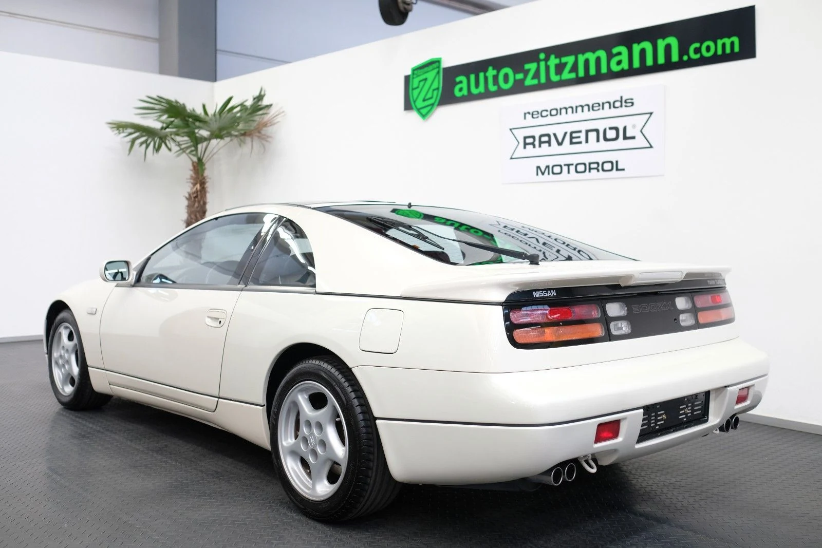 Nissan 300ZX Twin Turbo T-top, 3/10