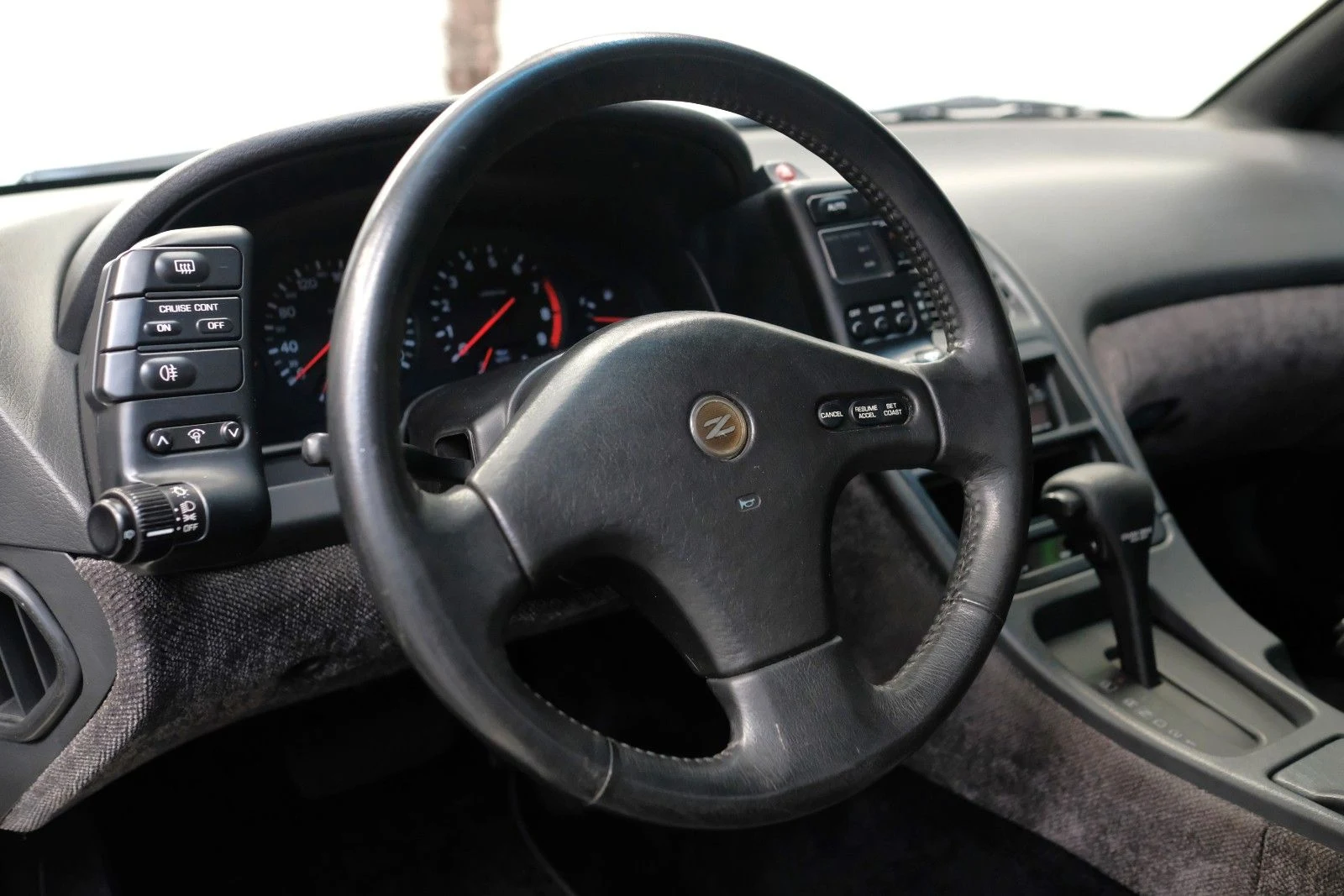Nissan 300ZX Twin Turbo T-top, 6/10