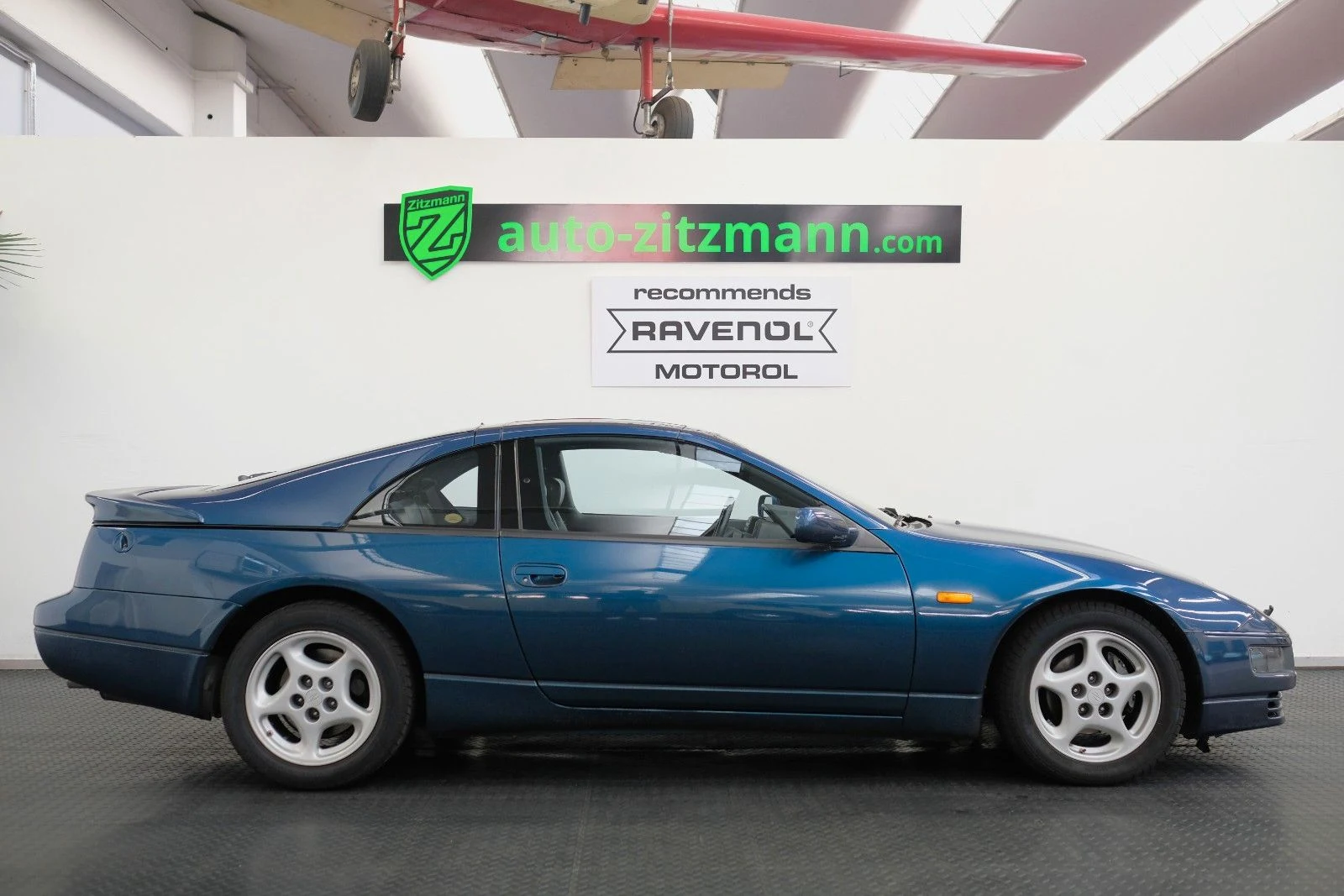 Nissan 300ZX Twin Turbo T-top, 2/10