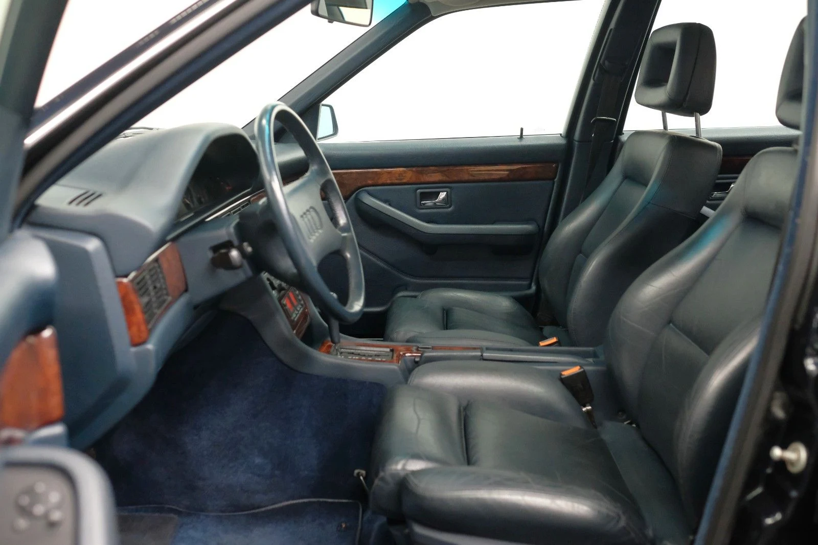 Audi V8 4.2 quattro, 5/10