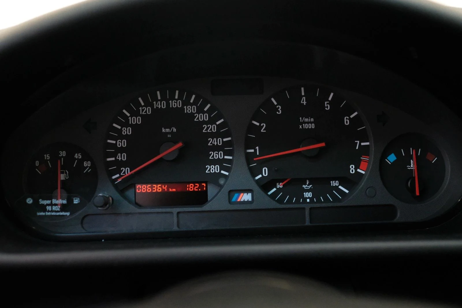BMW M3 3.2 Coupé E36, 6/10