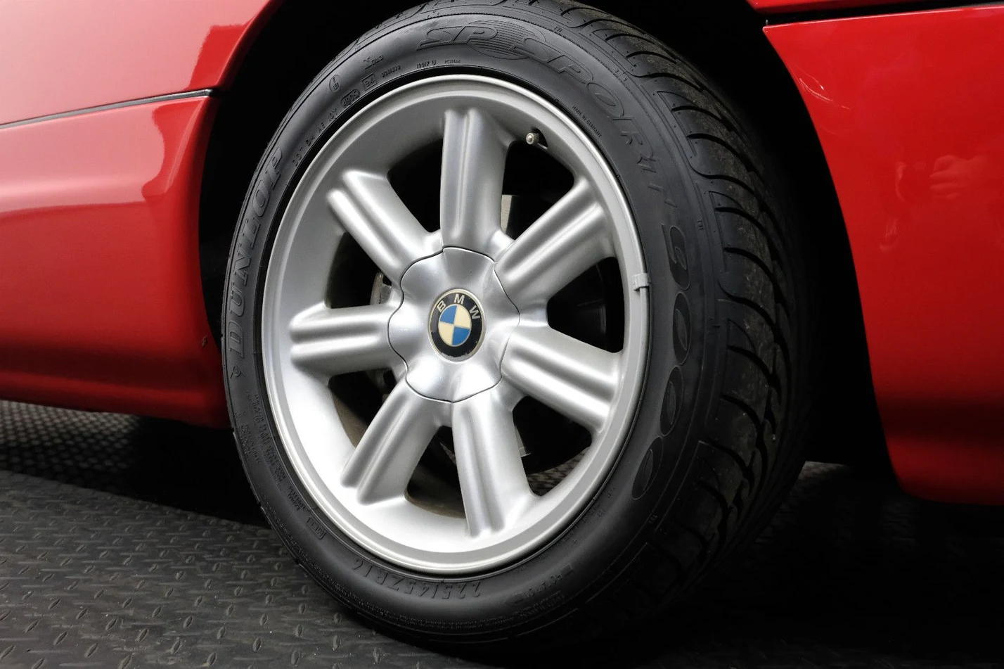 BMW Z1 Roadster, 4/10