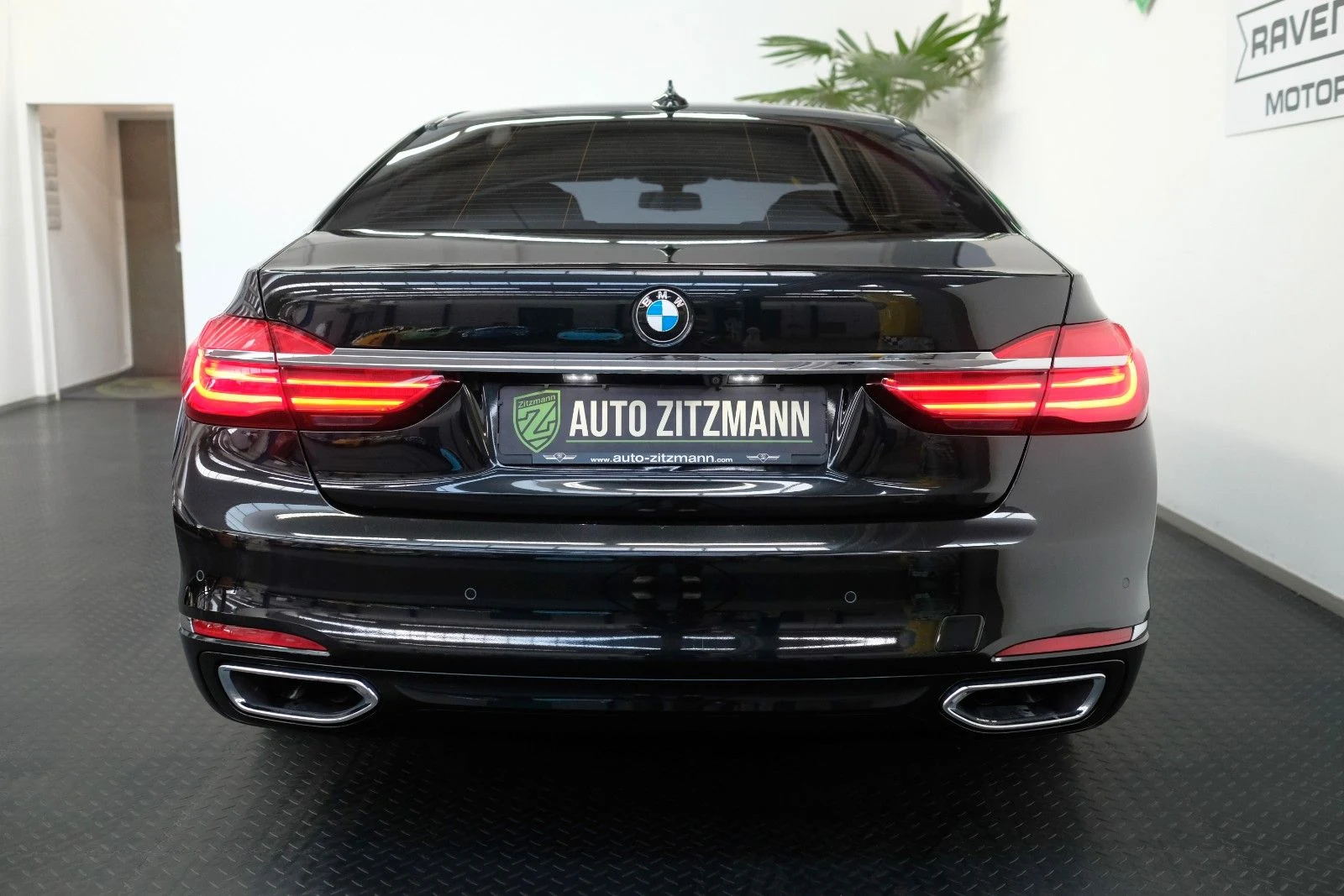 BMW 750i xDrive, 7/10
